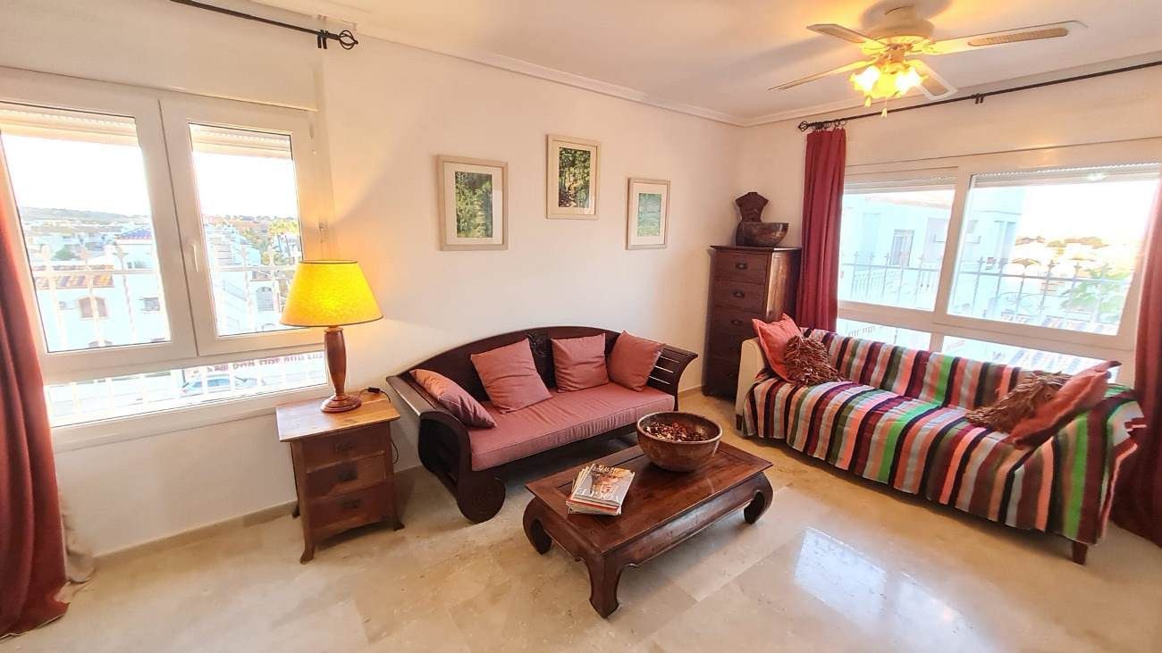 2-Bedroom Apartment in Las Filipinas, Orihuela Costa - Image 10