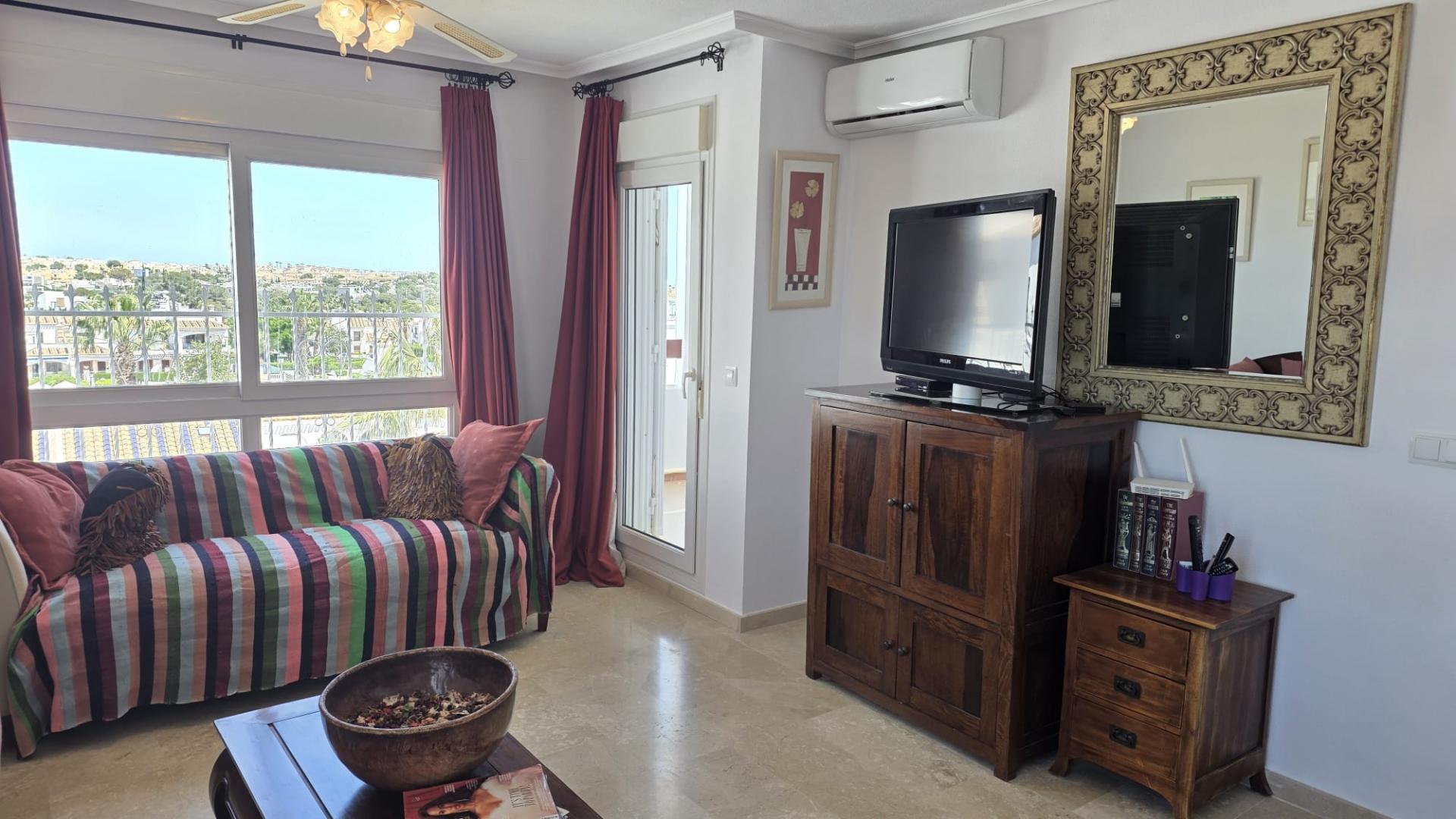 2-Bedroom Apartment in Las Filipinas, Orihuela Costa - Image 19
