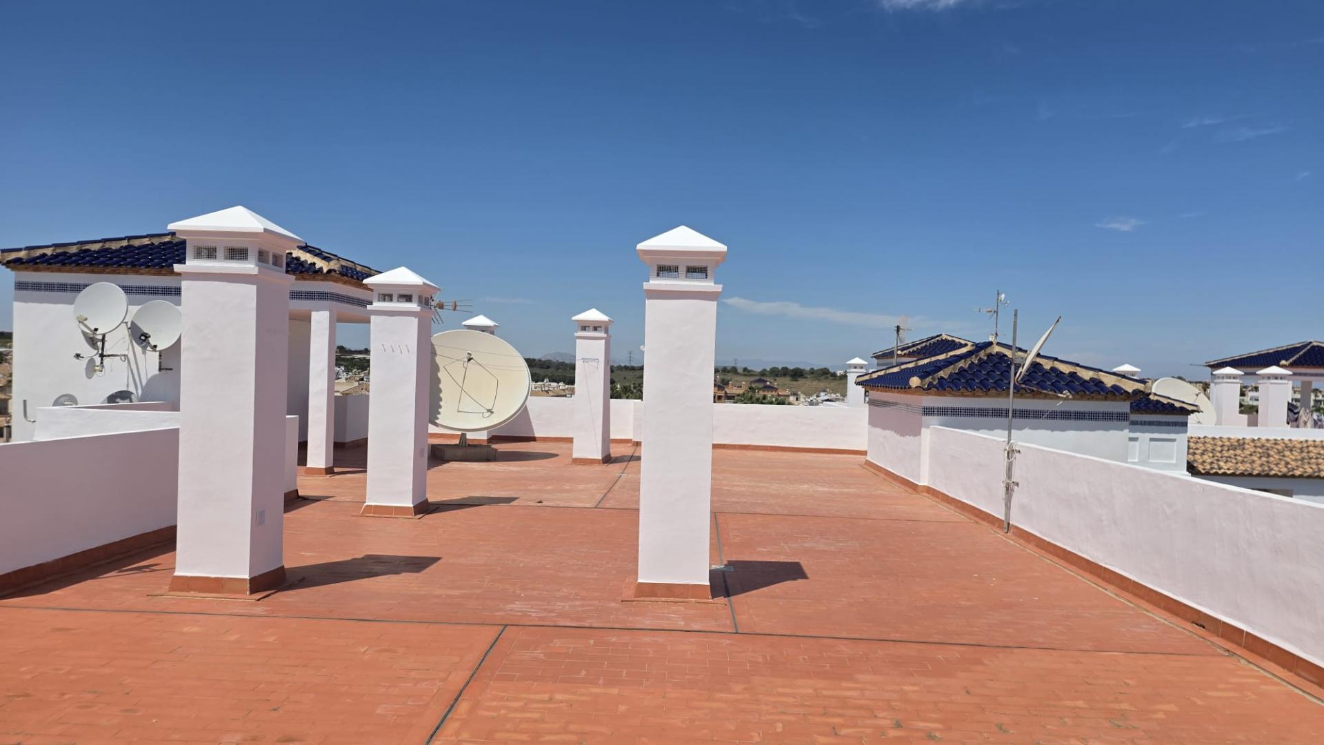 2-Bedroom Apartment in Las Filipinas, Orihuela Costa - Image 22