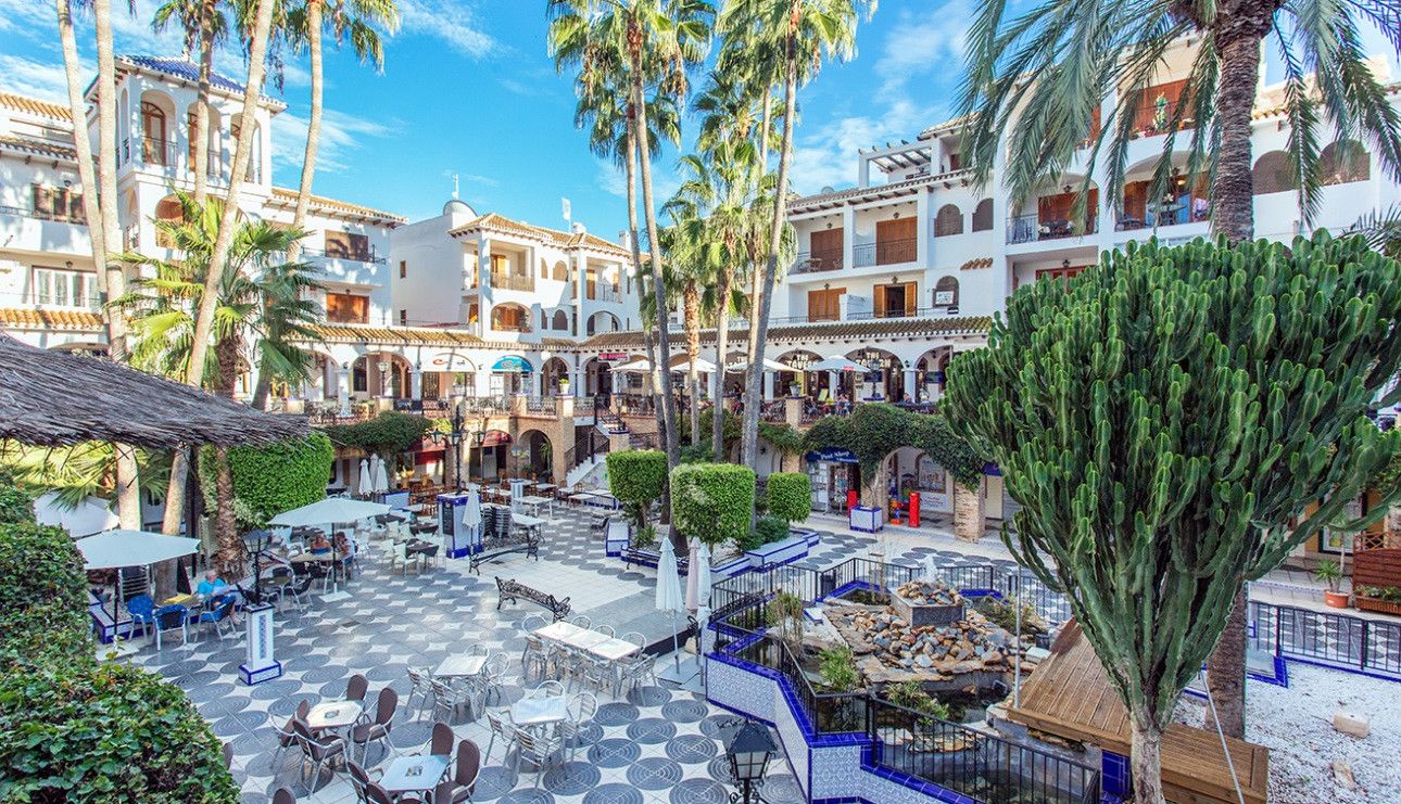2-Bedroom Apartment in Las Filipinas, Orihuela Costa - Image 30