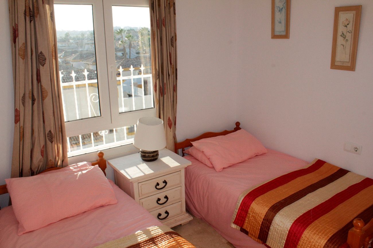 2-Bedroom Penthouse in Las Filipinas, Orihuela Costa - Image 12