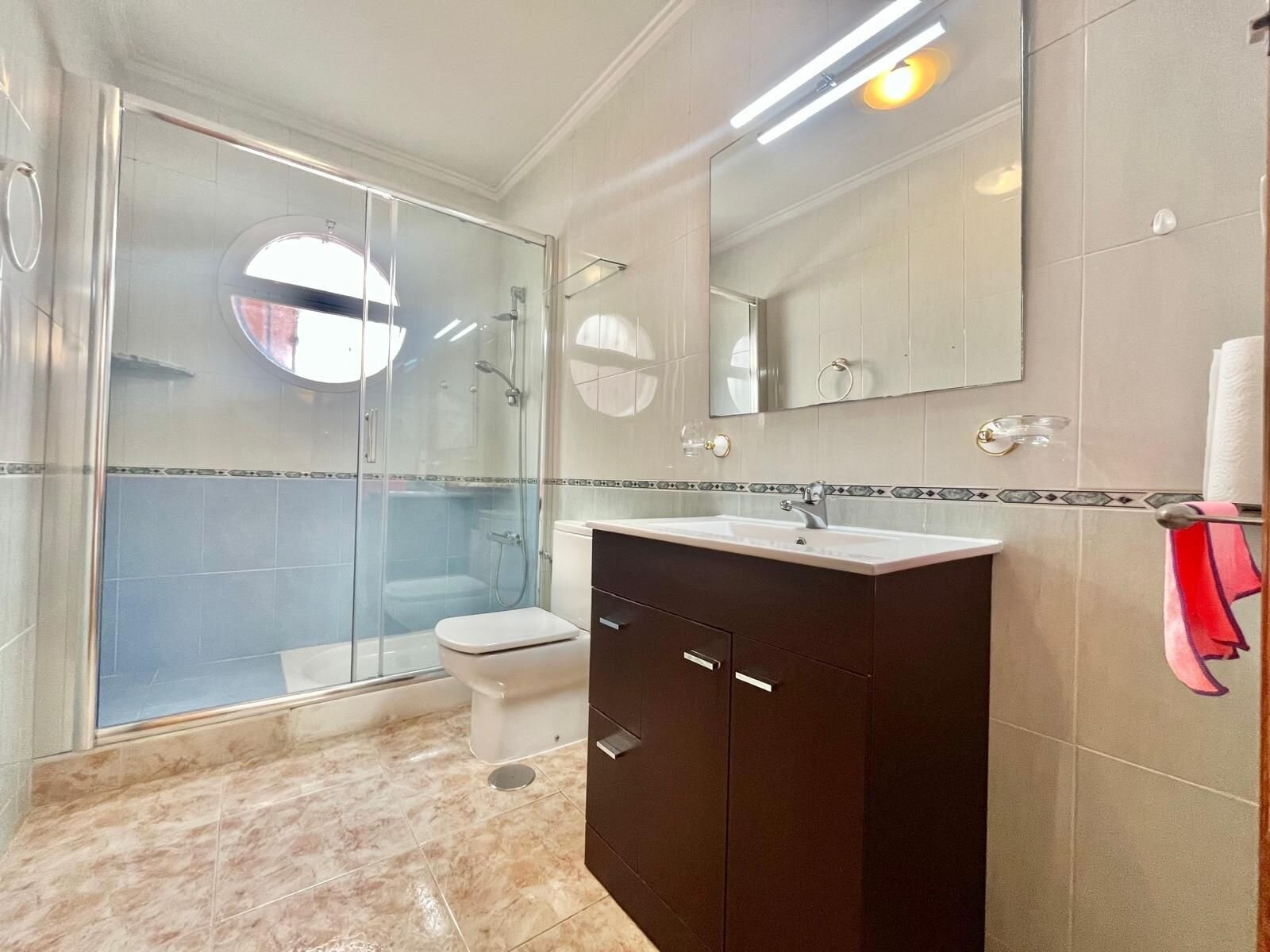 3-Bedroom Apartment in Playa Flamenca, Orihuela Costa - Image 13
