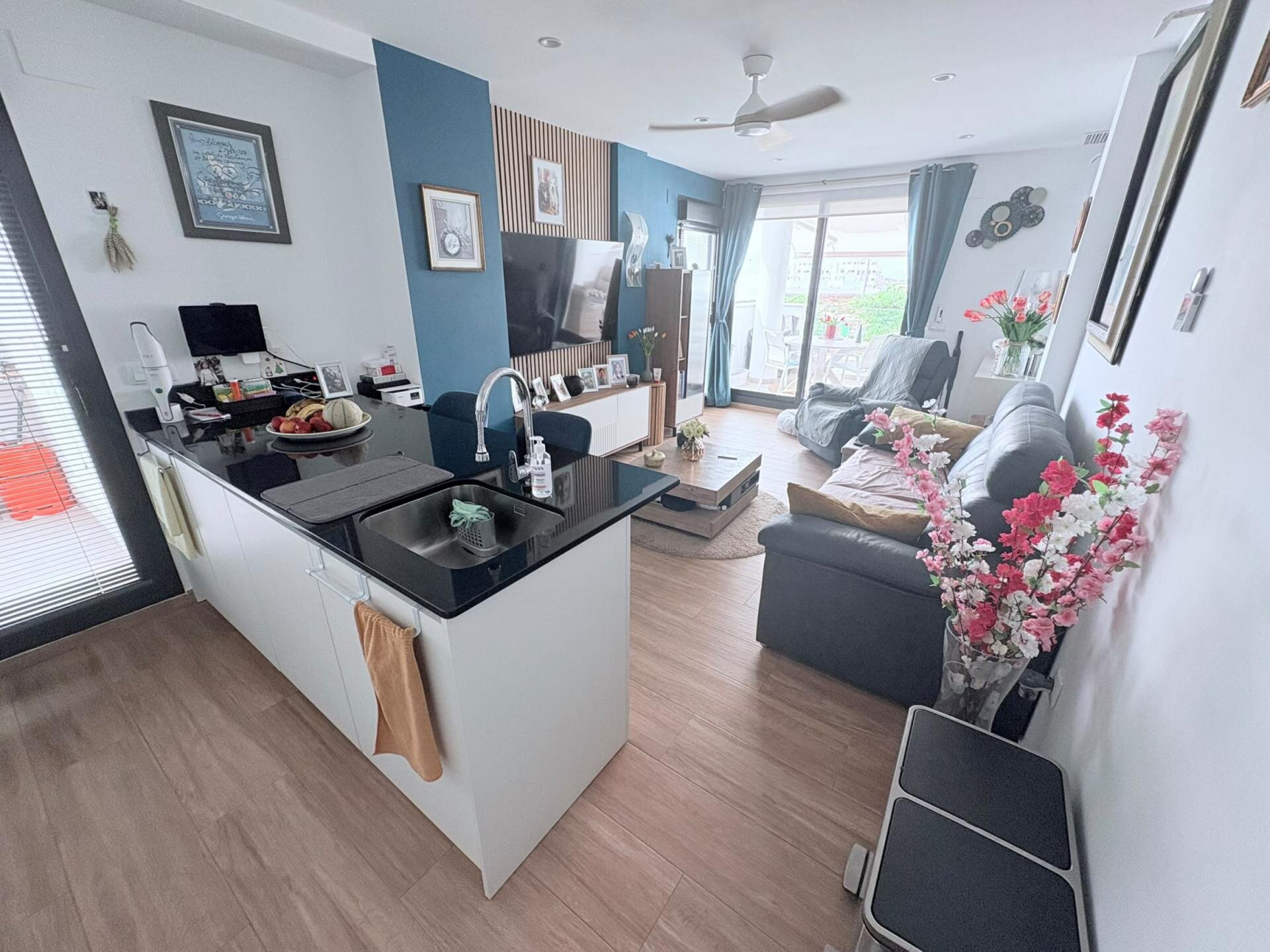 Apartamento de 2 Dormitorios en Los Alcázares - Image 2