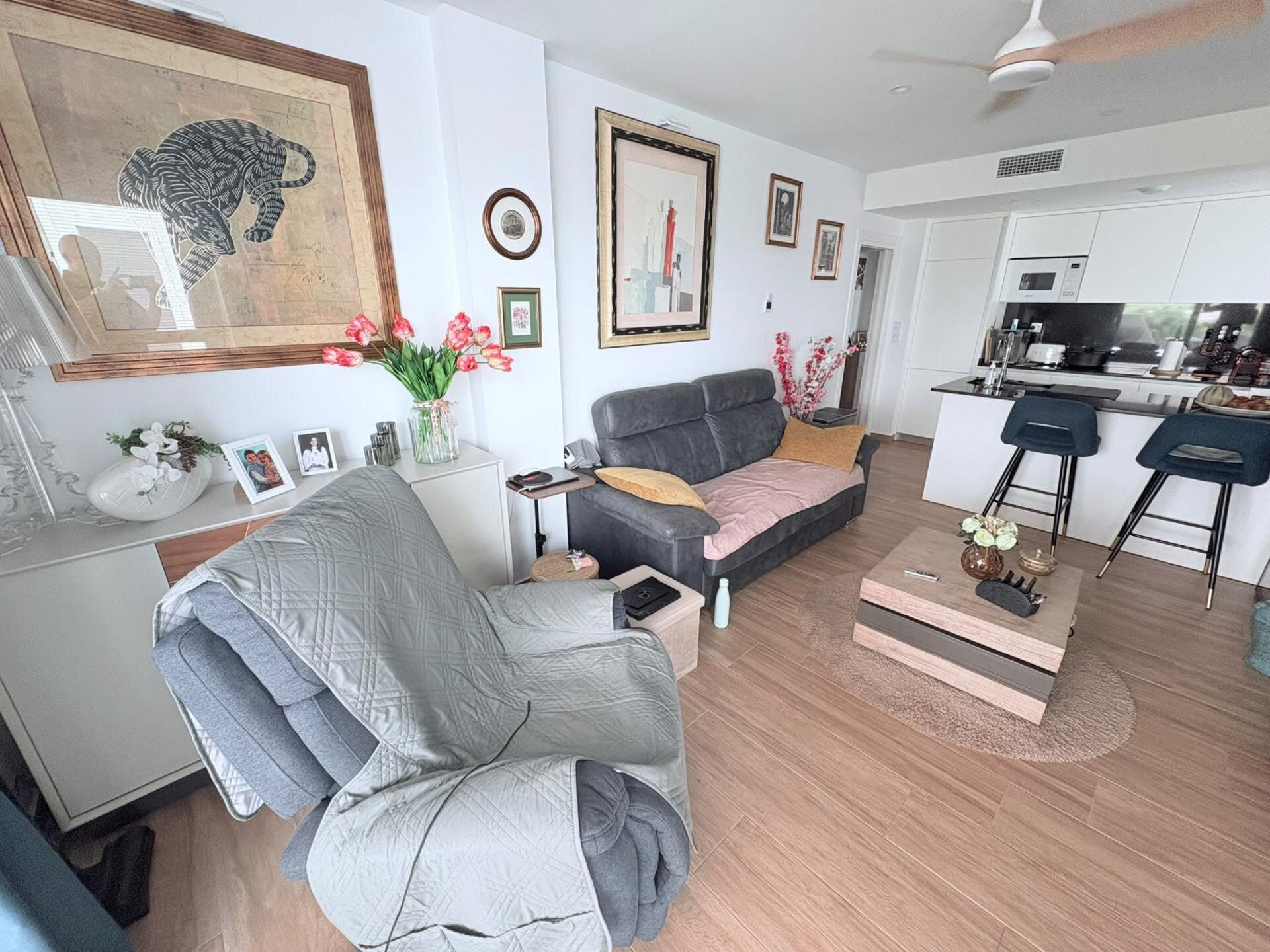 Apartamento de 2 Dormitorios en Los Alcázares - Image 6