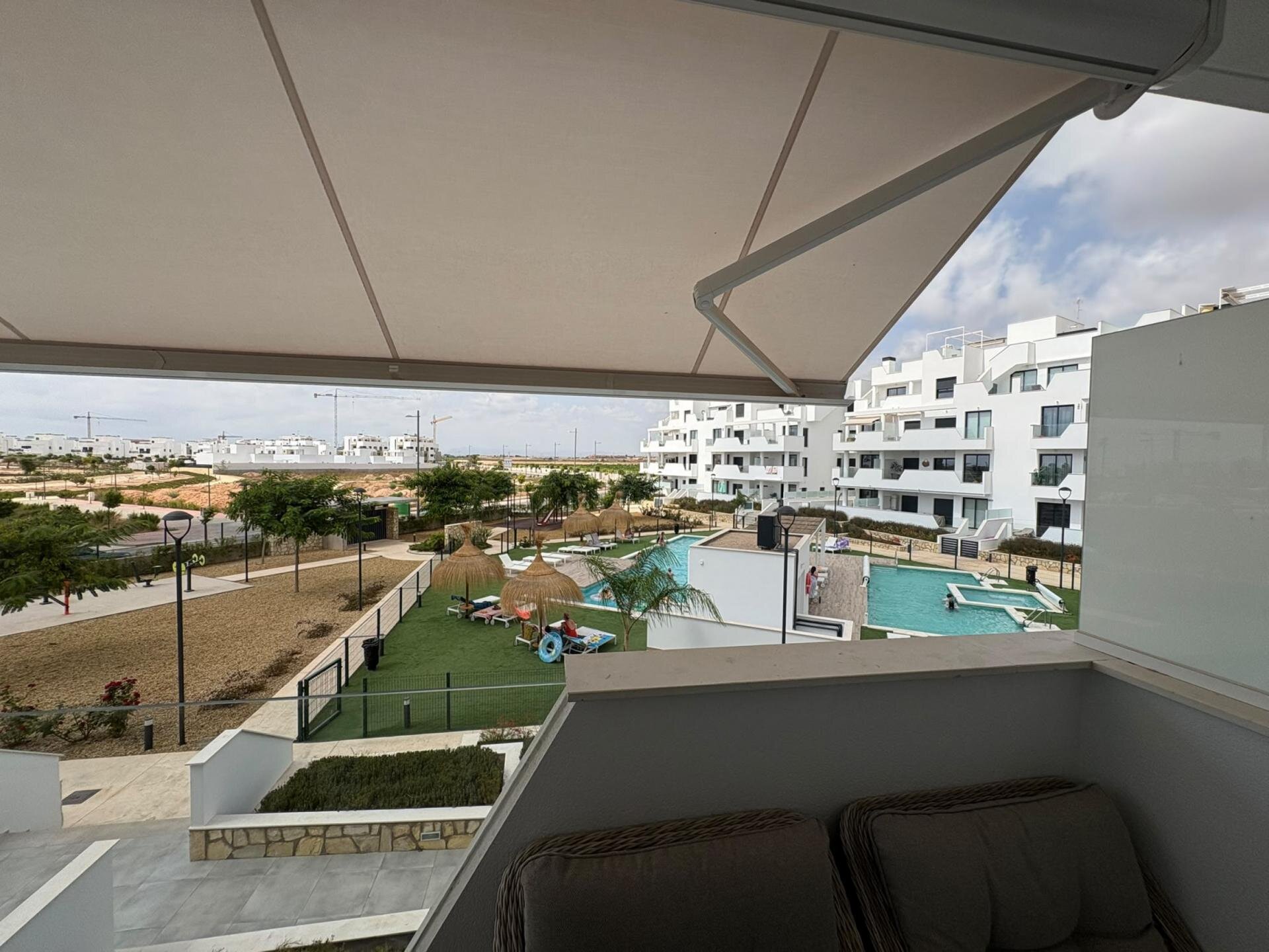 Apartamento de 2 Dormitorios en Los Alcázares - Image 7
