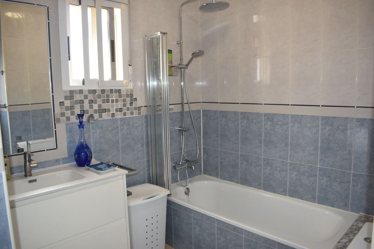 3-Bedroom Villa in El Edén - Los Estaños, Guardamar del Segura - Image 15