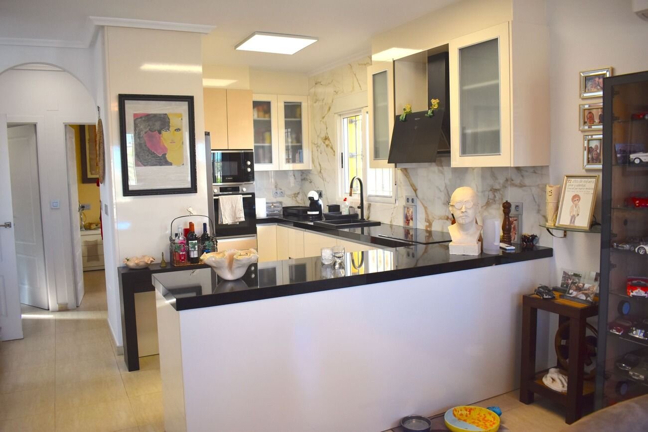3-Bedroom Villa in El Edén - Los Estaños, Guardamar del Segura - Image 6