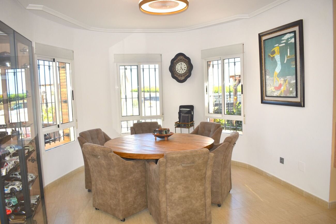 3-Bedroom Villa in El Edén - Los Estaños, Guardamar del Segura - Image 7