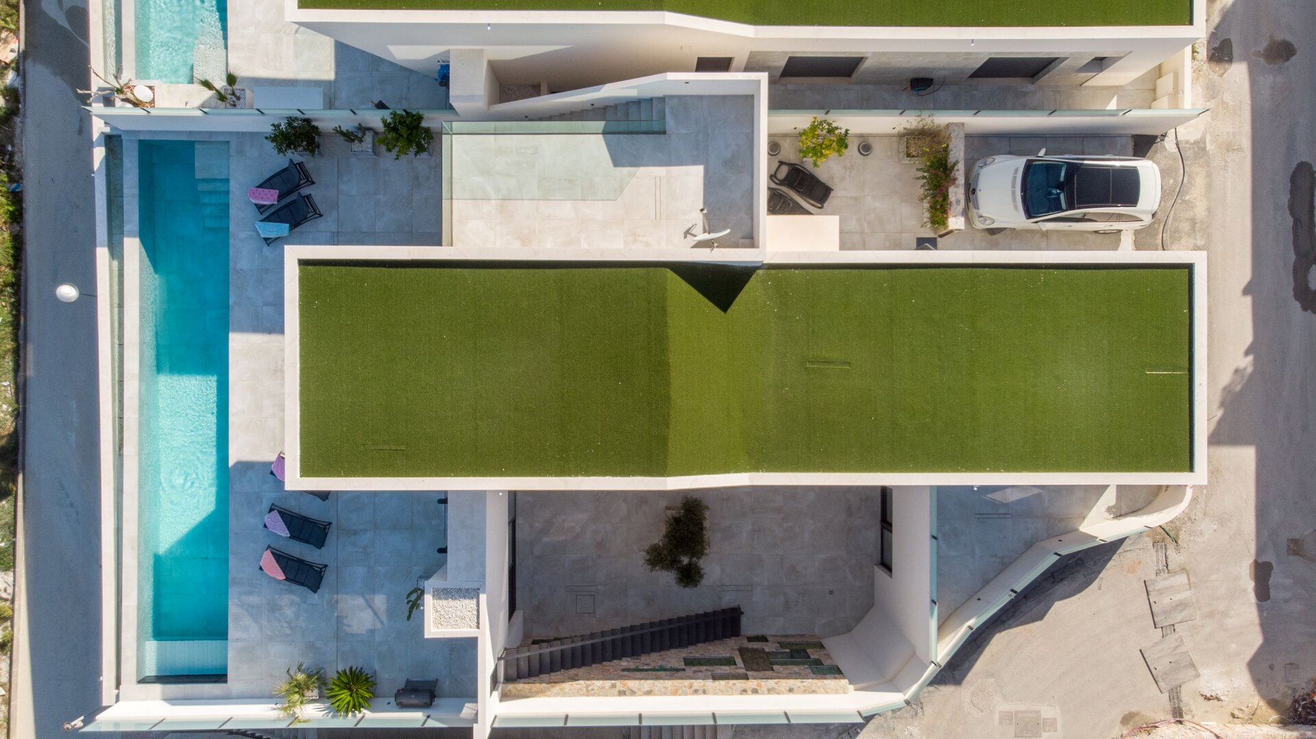 3-Bedroom Detached House in Rojales - Image 13