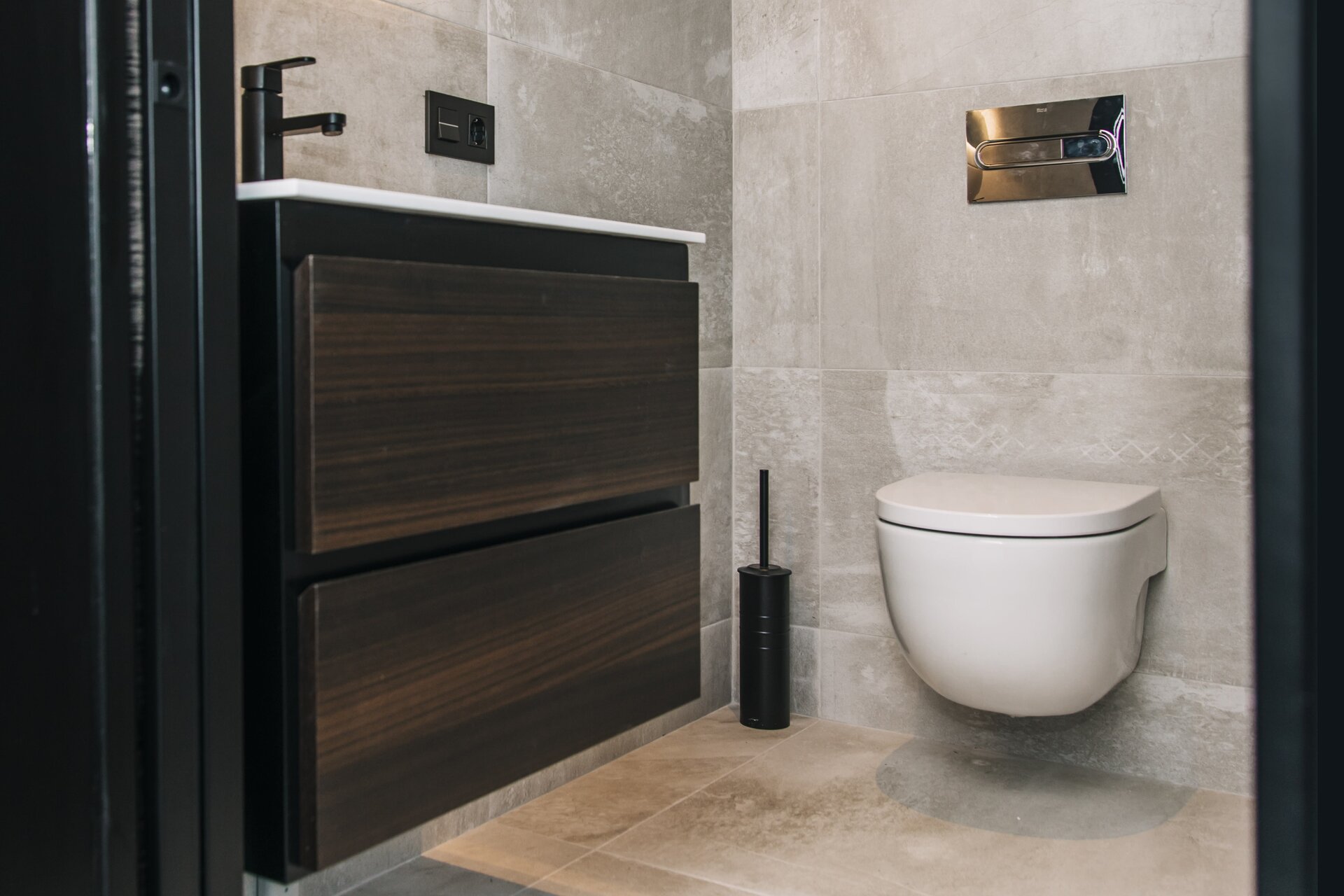 3-Bedroom Detached House in Rojales - Image 18