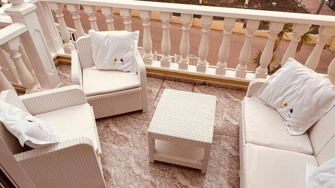 3-Bedroom Apartment in Las Filipinas, Orihuela Costa - Image 4