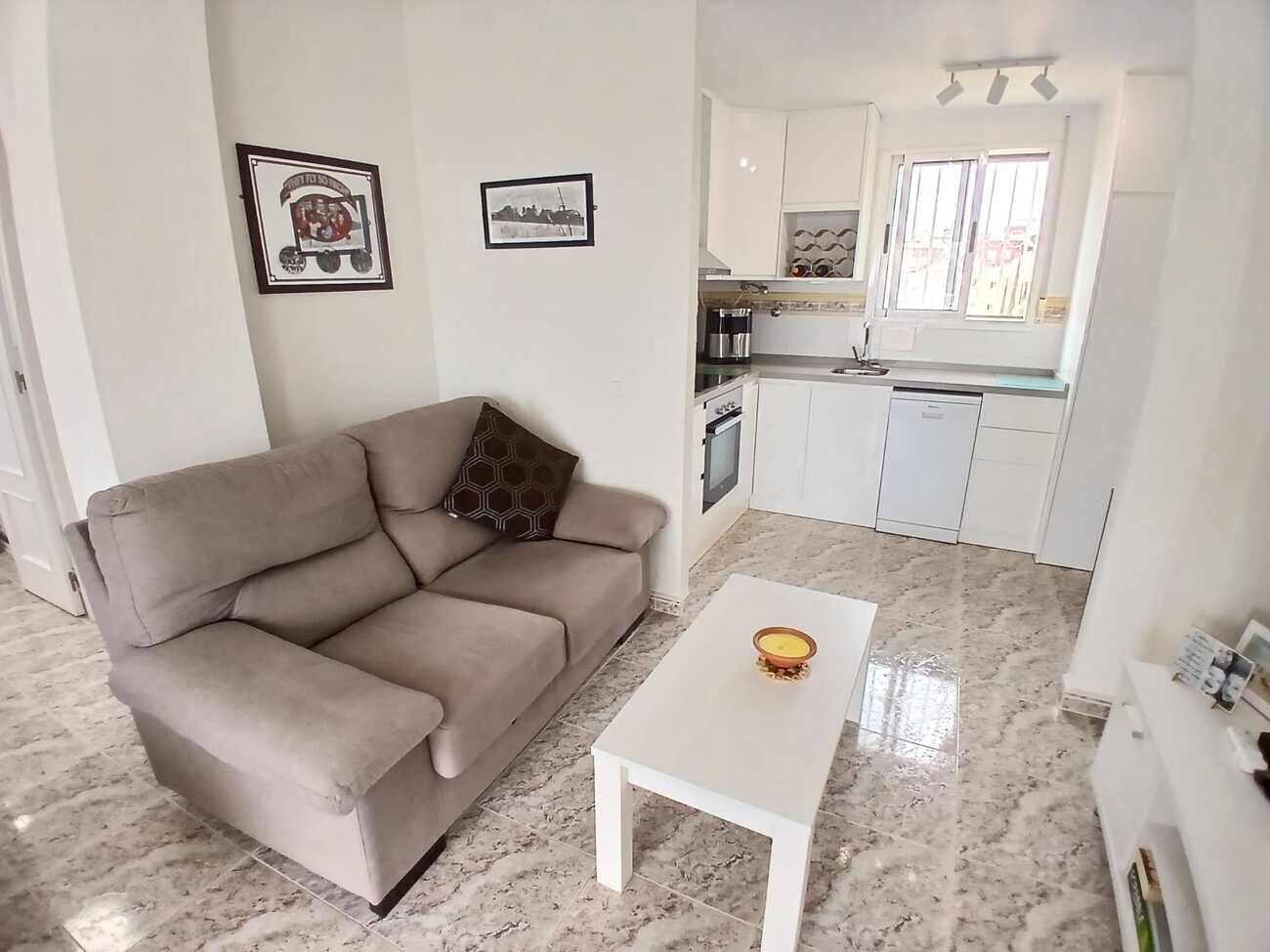 3-Bedroom Apartment in Las Filipinas, Orihuela Costa - Image 5