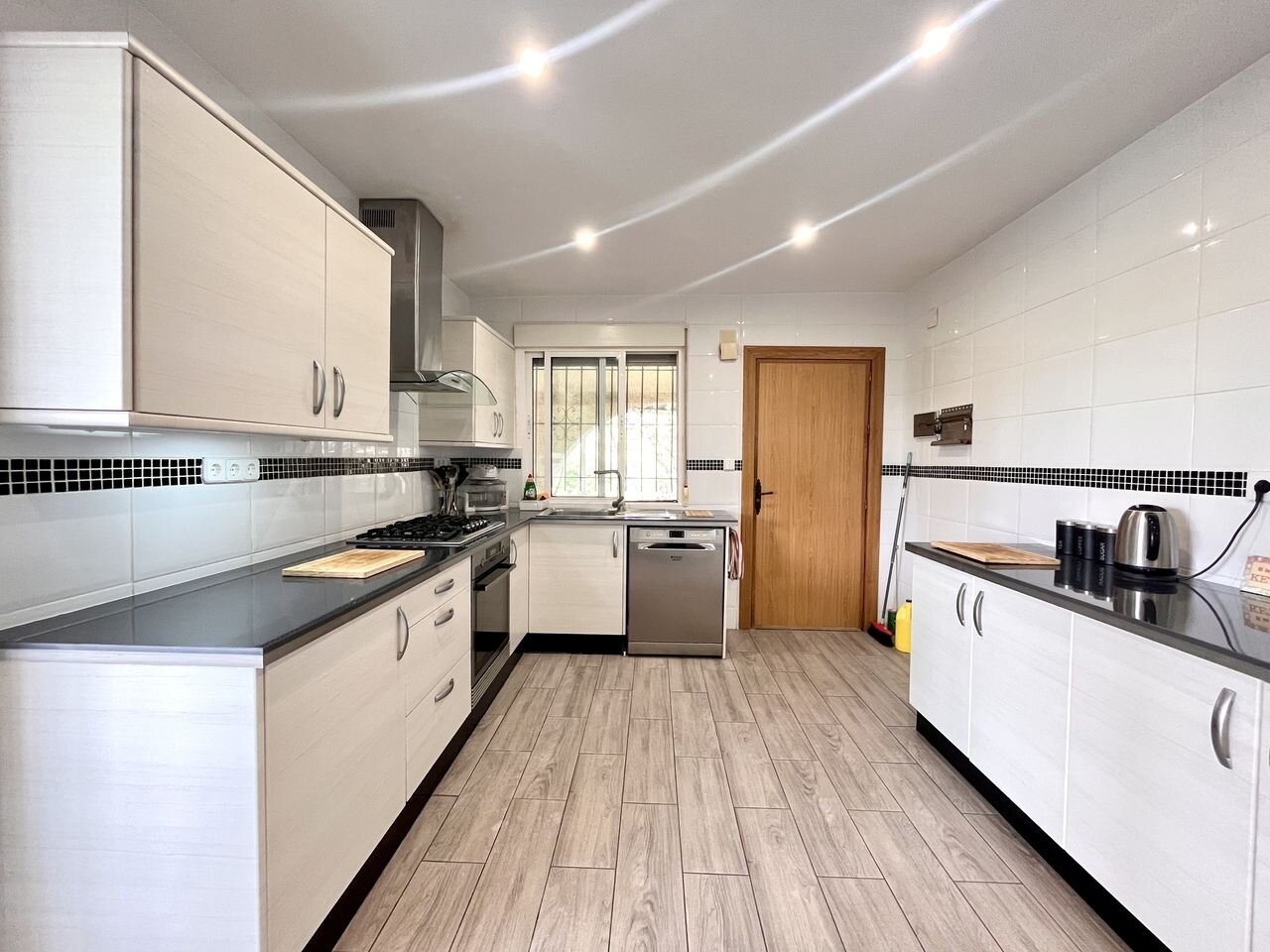 3-Bedroom Villa in Pinar de Campoverde, Pilar de la Horadada - Image 4