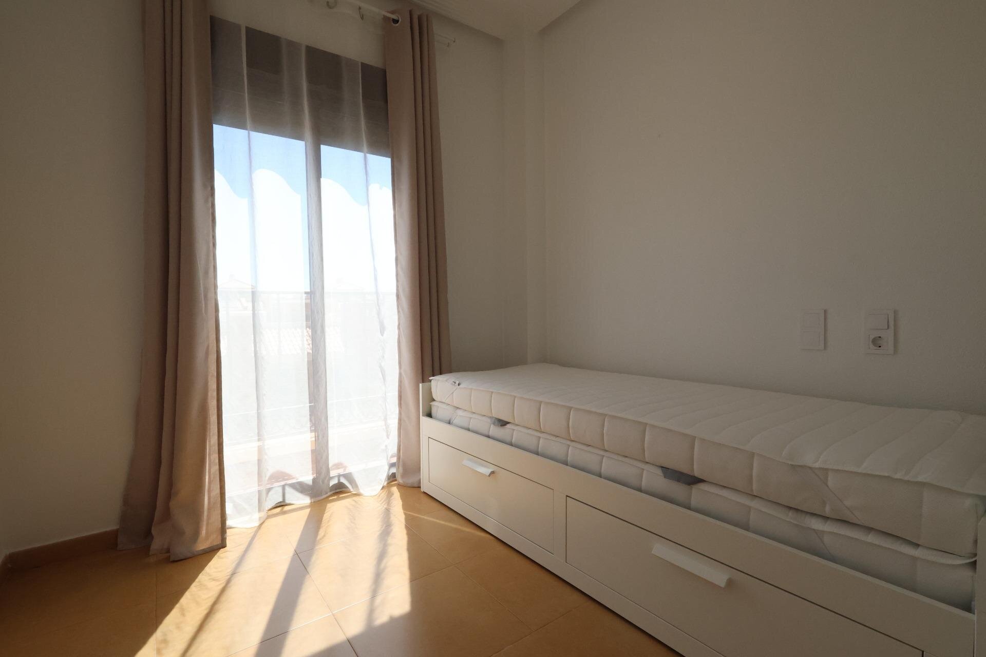 Appartement met 2 Slaapkamers in Lomas de Cabo Roig, Orihuela Costa - Image 13