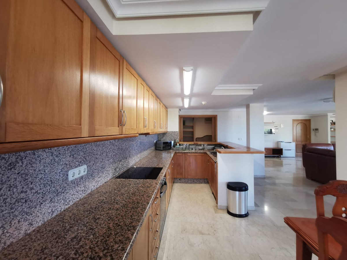 3-Bedroom Middle Floor Apartment in Altea | Sunny Casas ... - Image 10