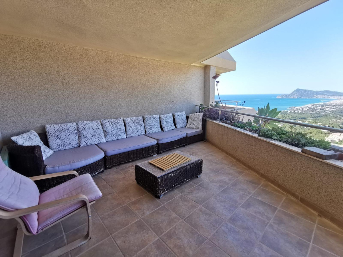3-Bedroom Middle Floor Apartment in Altea | Sunny Casas ... - Image 25