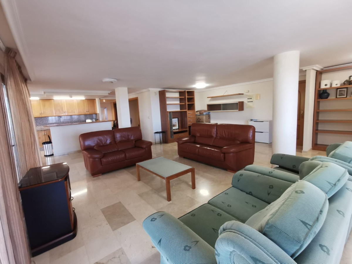 3-Bedroom Middle Floor Apartment in Altea | Sunny Casas ... - Image 6