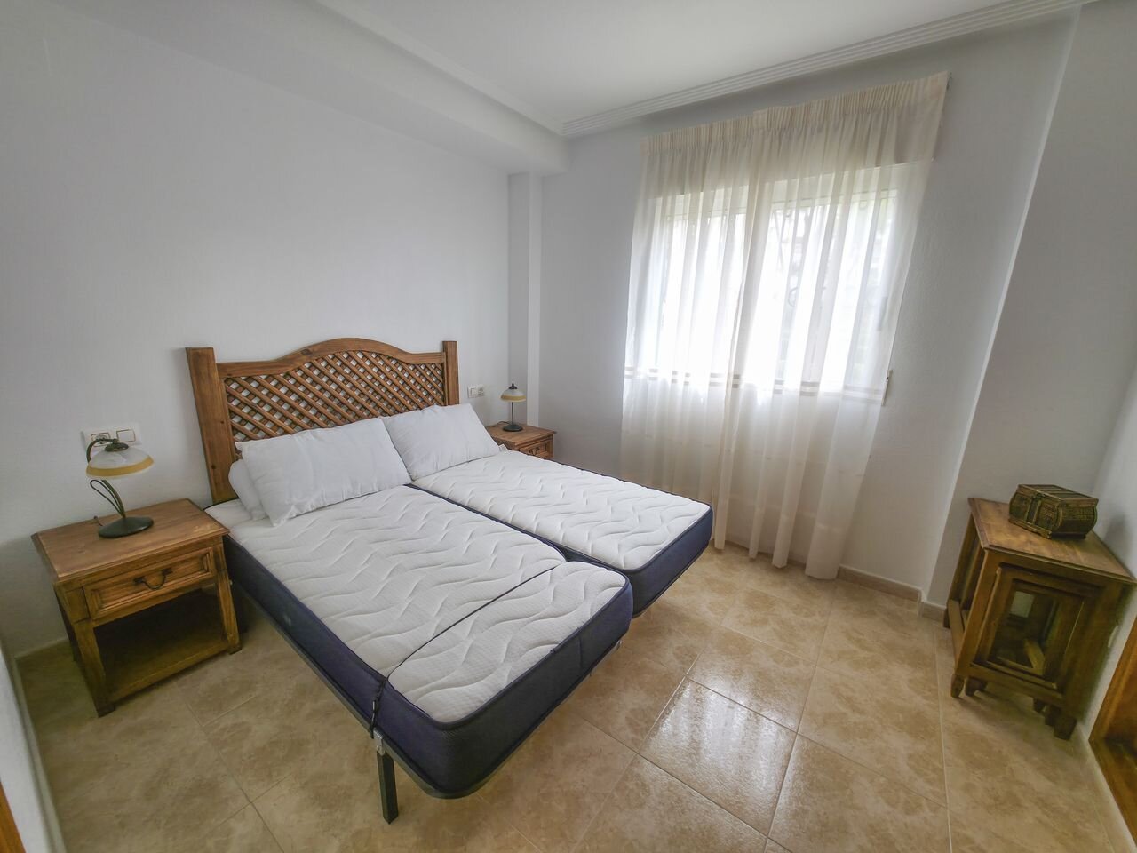 2-Bedroom Apartment in Las Filipinas, Orihuela Costa - Image 11