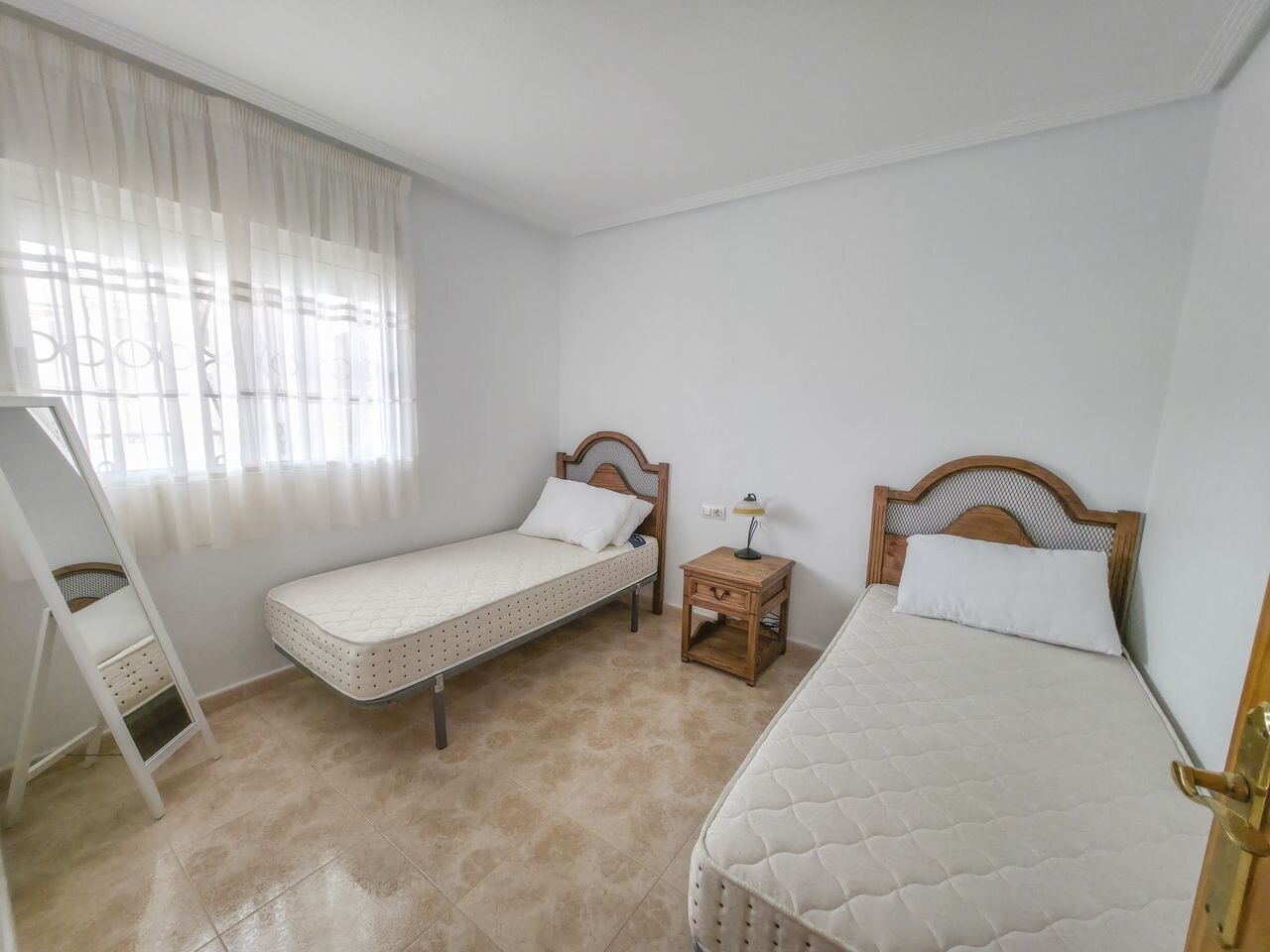 2-Bedroom Apartment in Las Filipinas, Orihuela Costa - Image 17