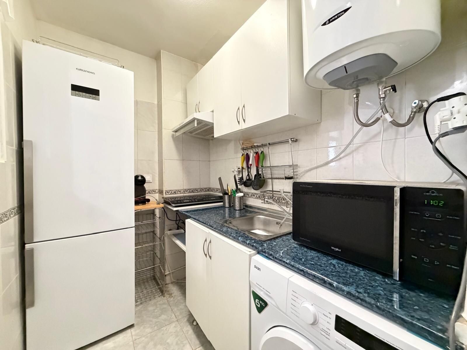 1-Bedroom Apartment in Estacion de Autobuses, Torrevieja - Image 25