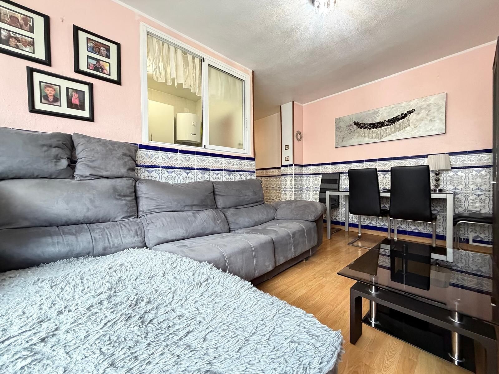 1-Bedroom Apartment in Estacion de Autobuses, Torrevieja - Image 33