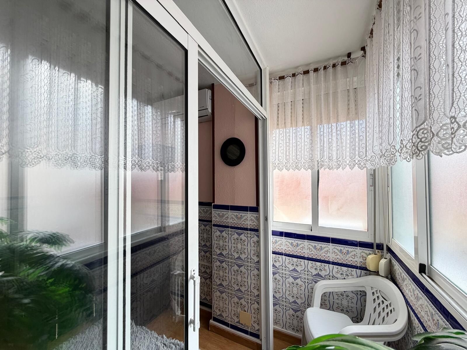 1-Bedroom Apartment in Estacion de Autobuses, Torrevieja - Image 36