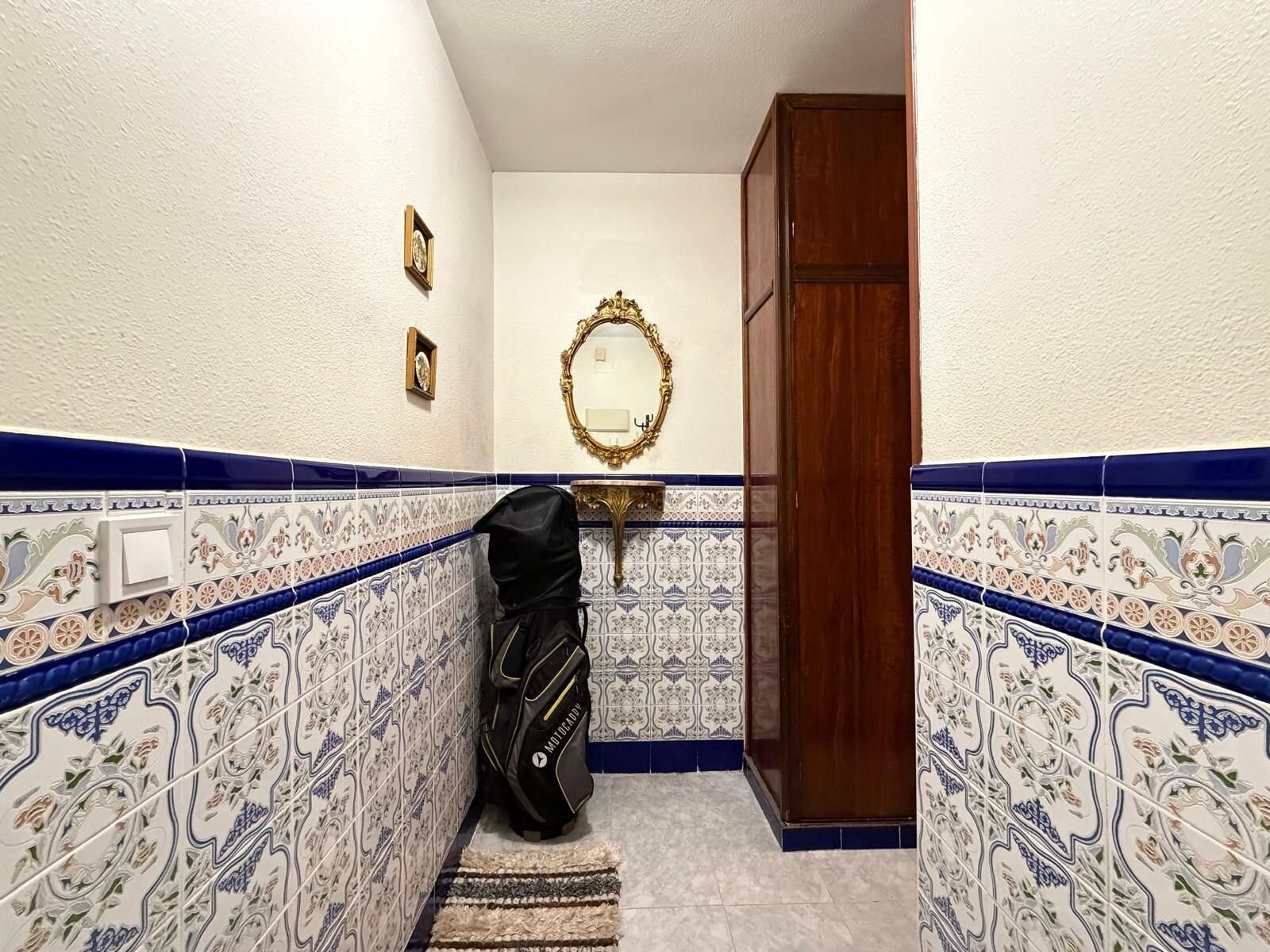 1-Bedroom Apartment in Estacion de Autobuses, Torrevieja - Image 4