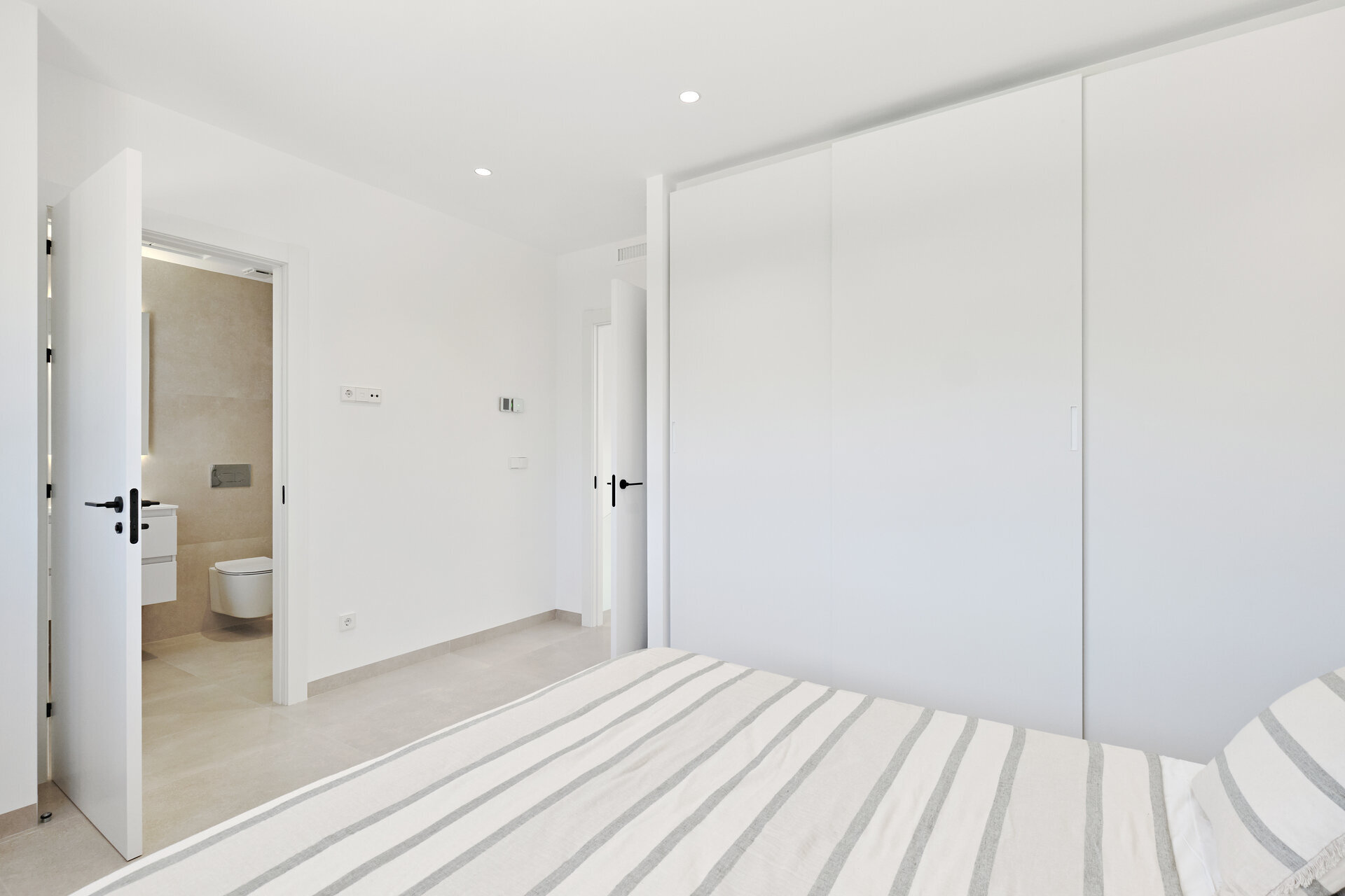 Vrijstaande villa met 3 Slaapkamers in Orihuela Costa - Image 18