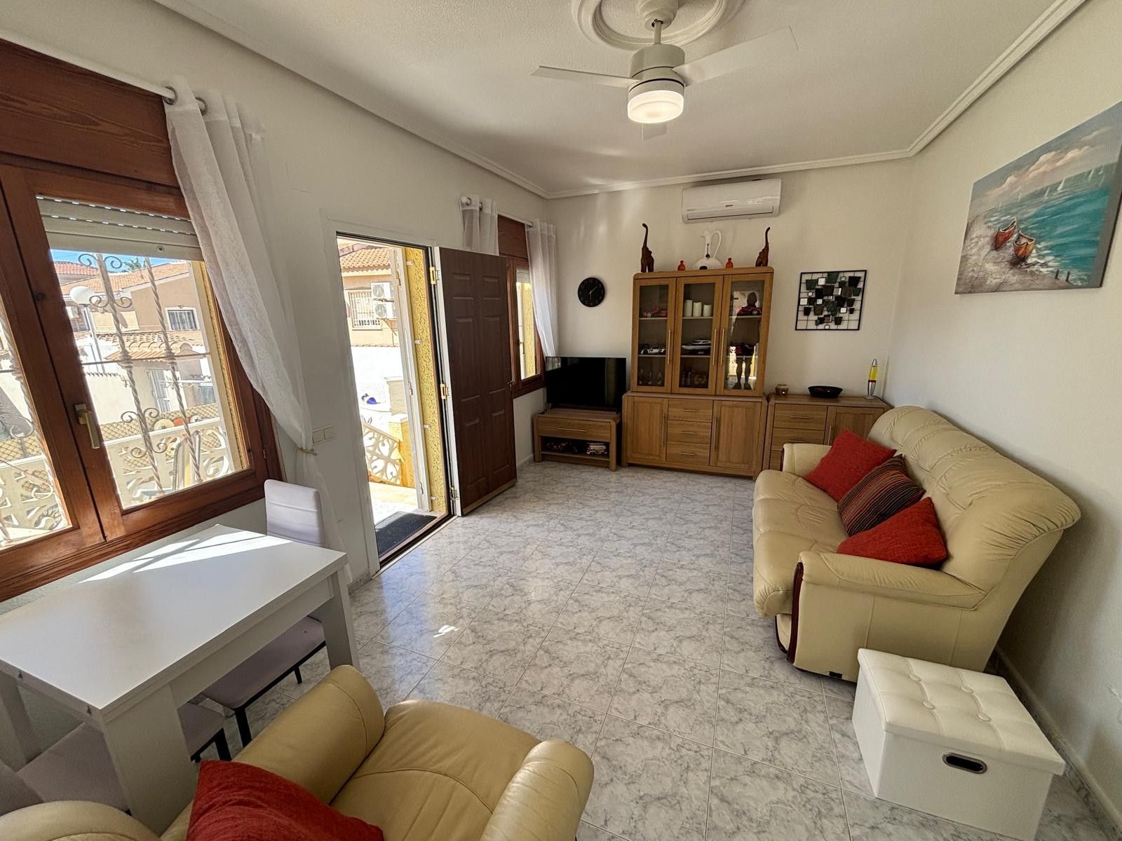 2-Bedroom Villa in La Marquesa, Rojales - Image 16