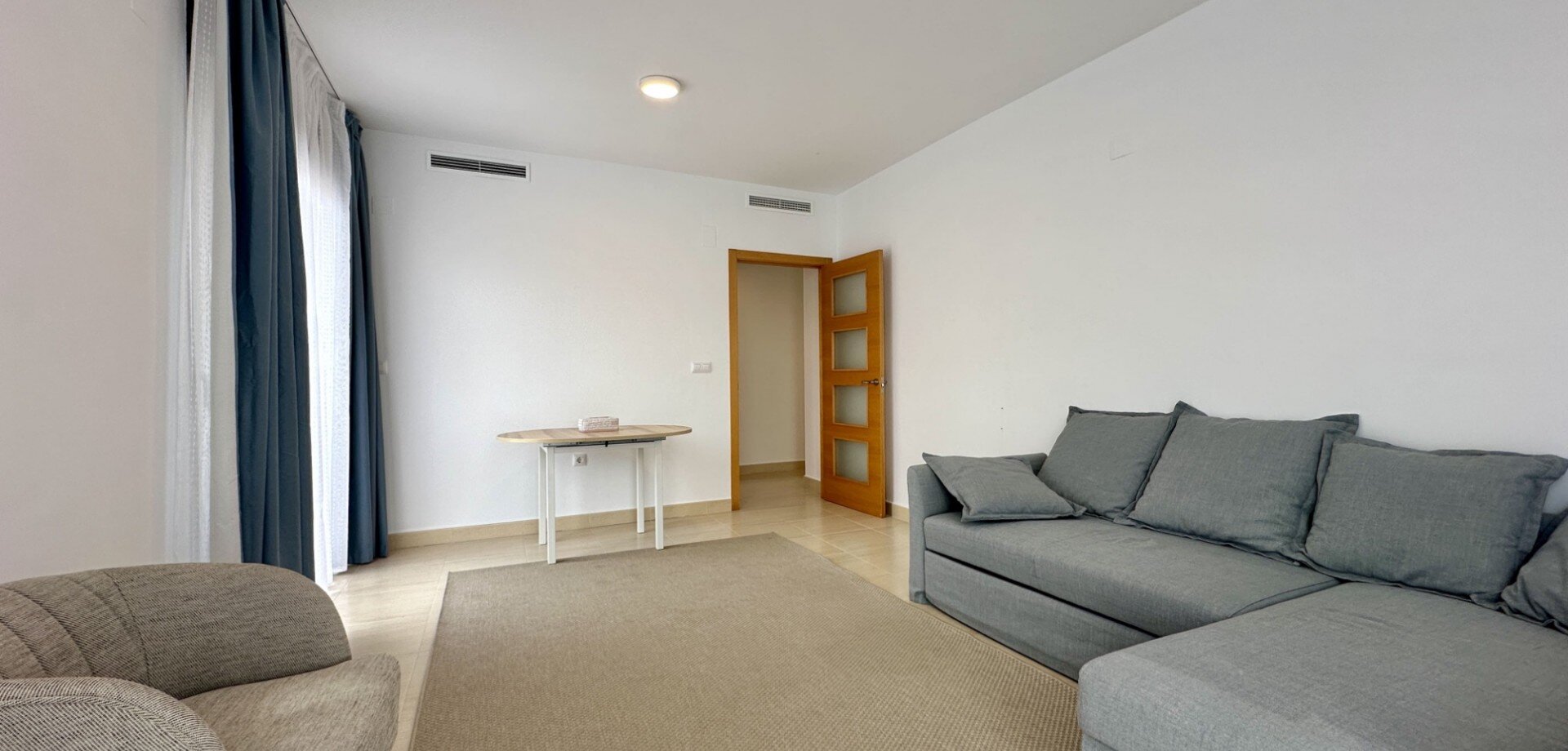 3-Bedroom Apartment in Pueblo 9, San Miguel de Salinas - Image 12