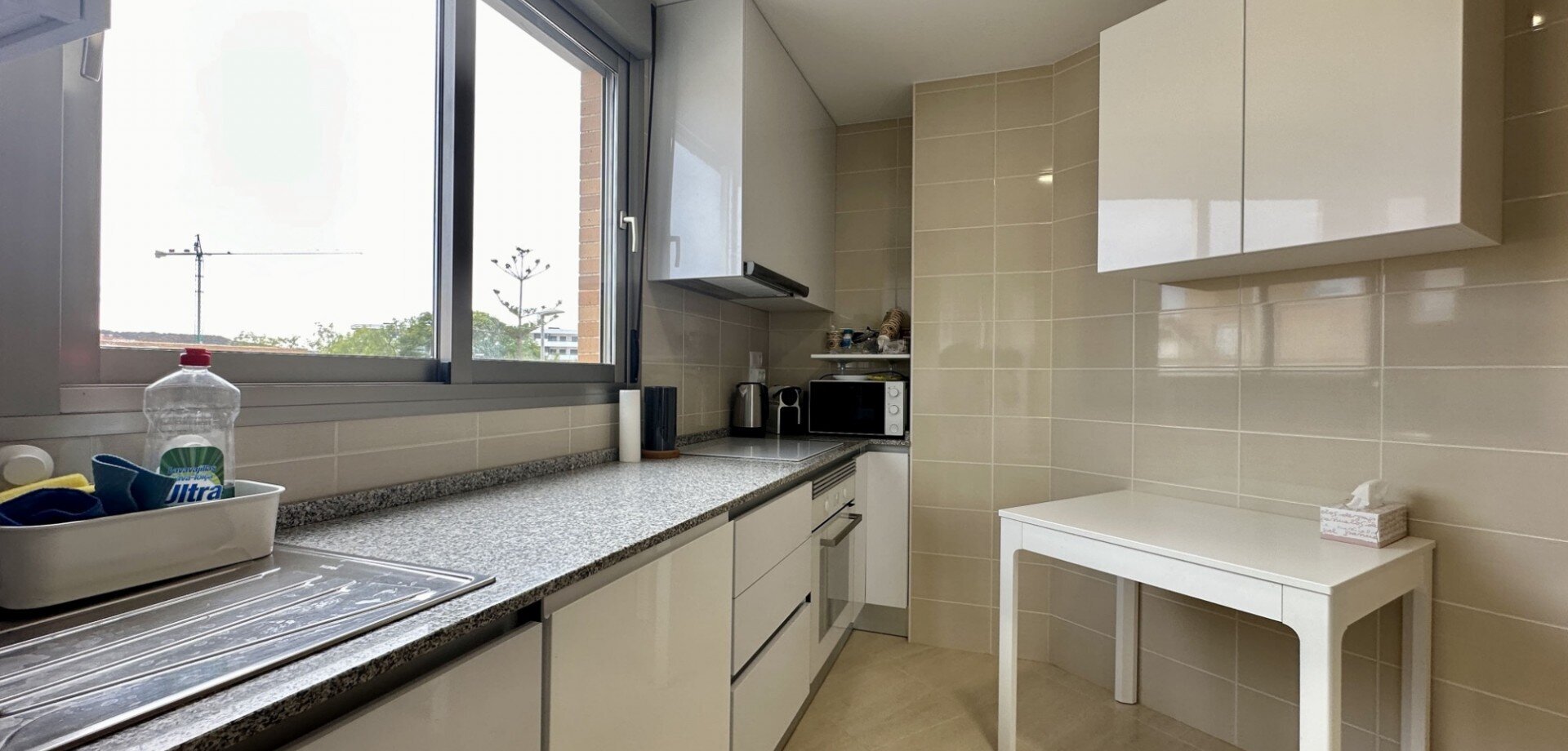 3-Bedroom Apartment in Pueblo 9, San Miguel de Salinas - Image 16