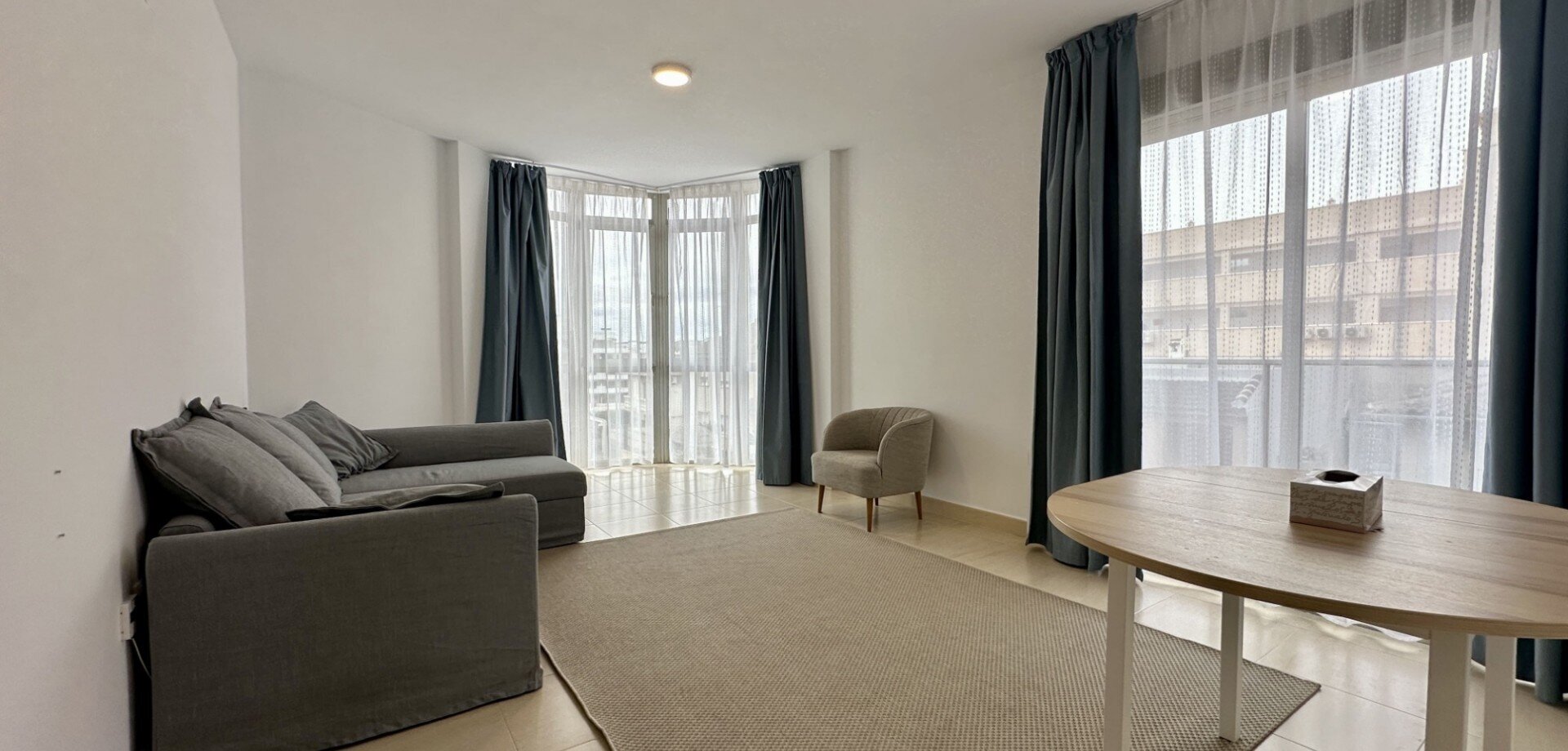 3-Bedroom Apartment in Pueblo 9, San Miguel de Salinas - Image 2