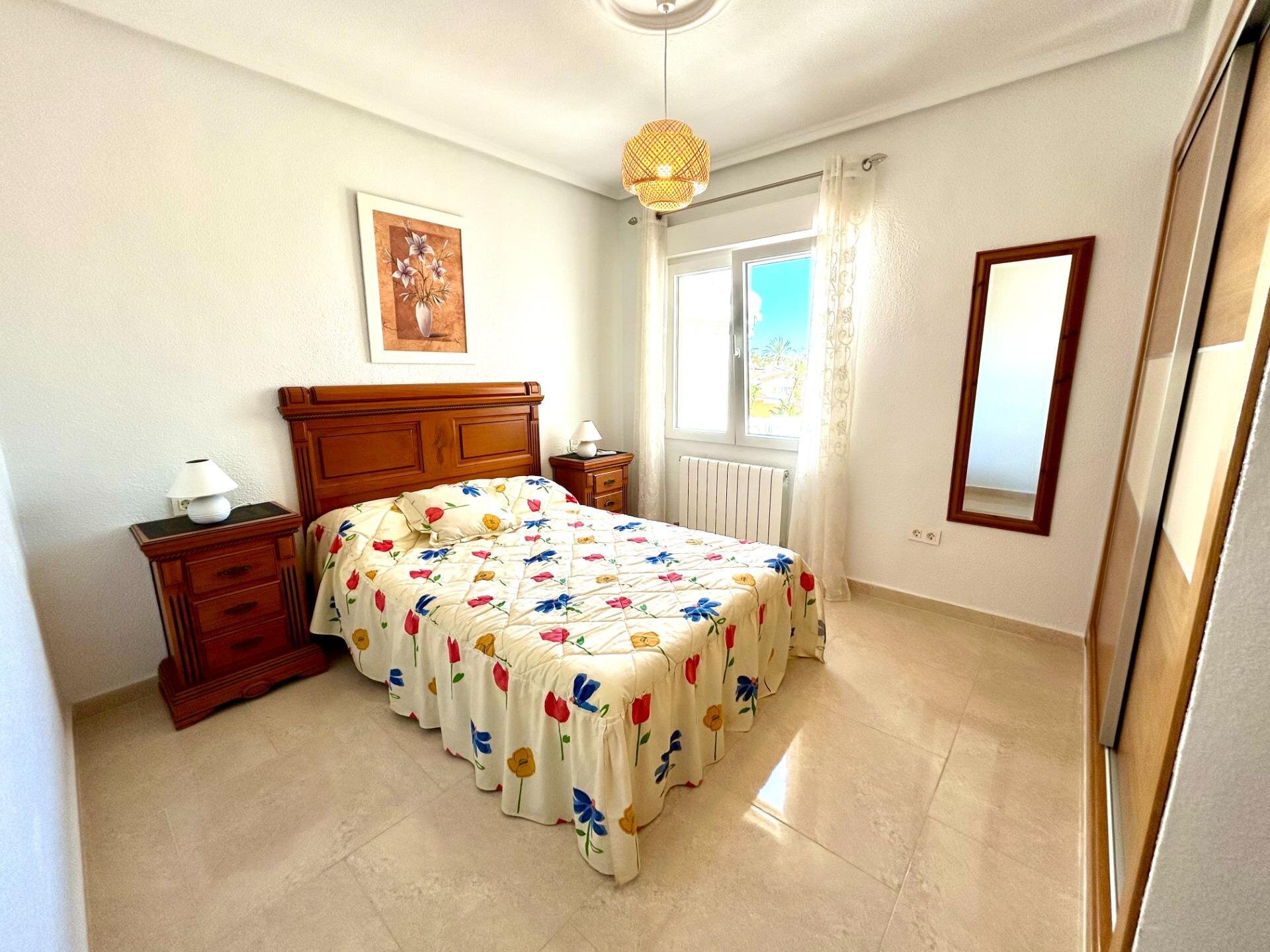 5-Bedroom Villa in Centro de la Ciudad Quesada, Rojales - Image 16