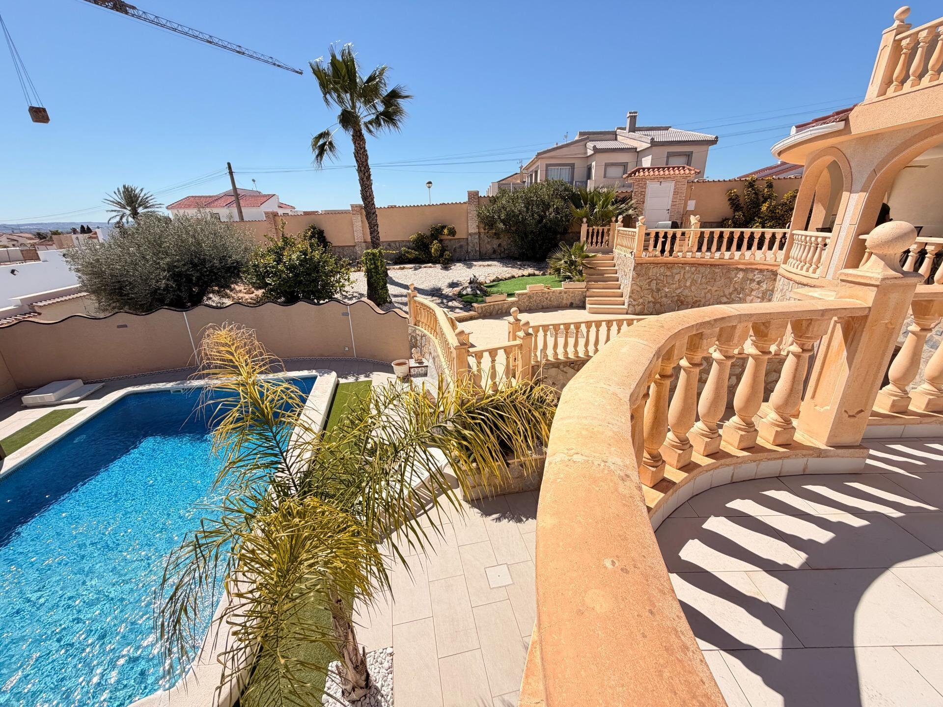 5-Bedroom Villa in Centro de la Ciudad Quesada, Rojales - Image 4