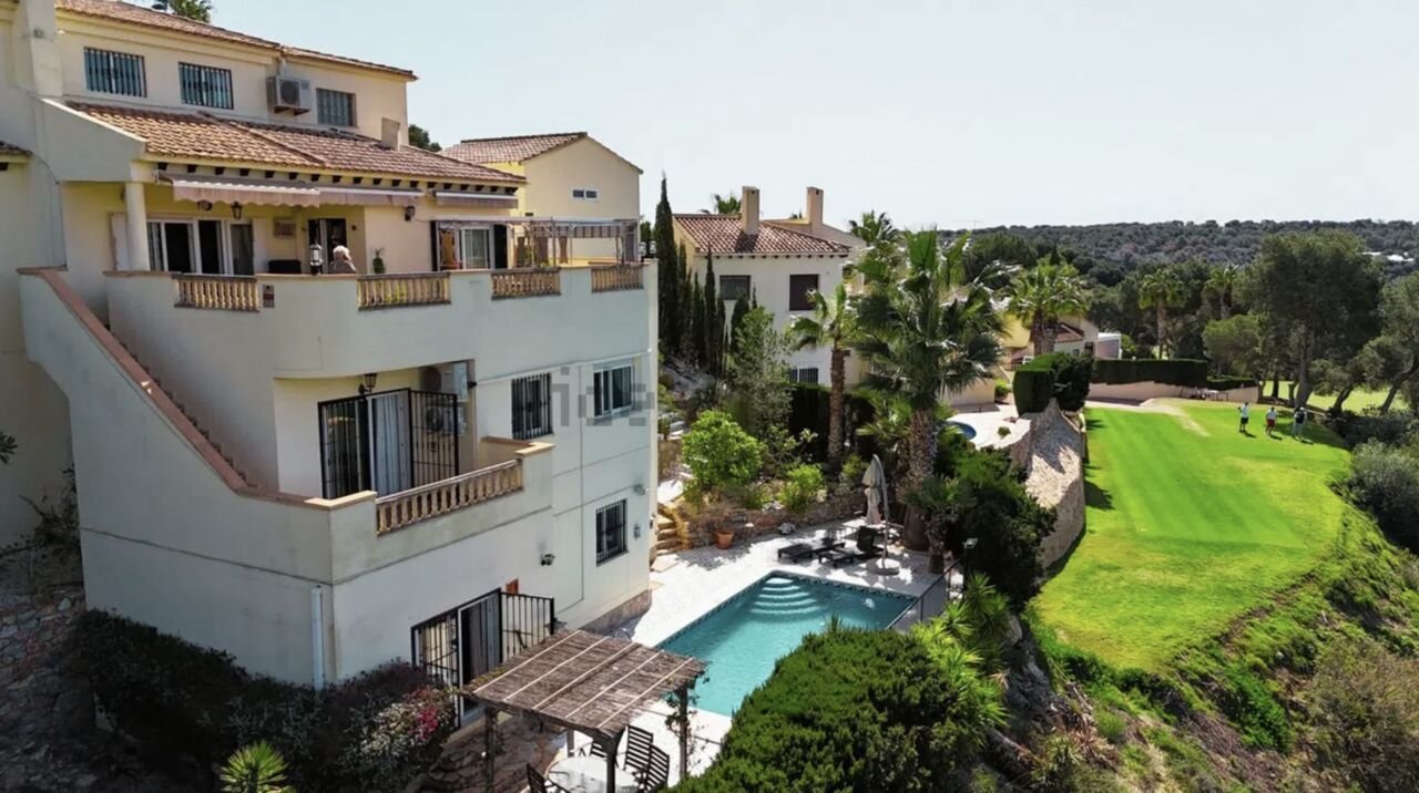 Willa z 5 Sypialniami w Villamartin, Orihuela Costa - Image 2
