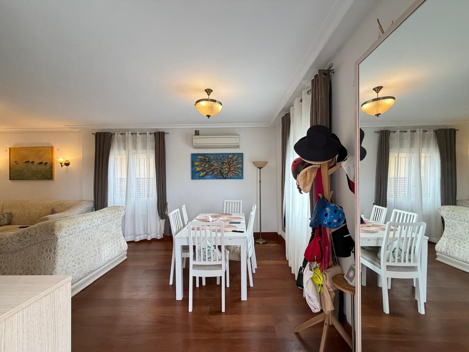 4-Bedroom Villa in Lomas de Don Juan, Orihuela Costa - Image 19
