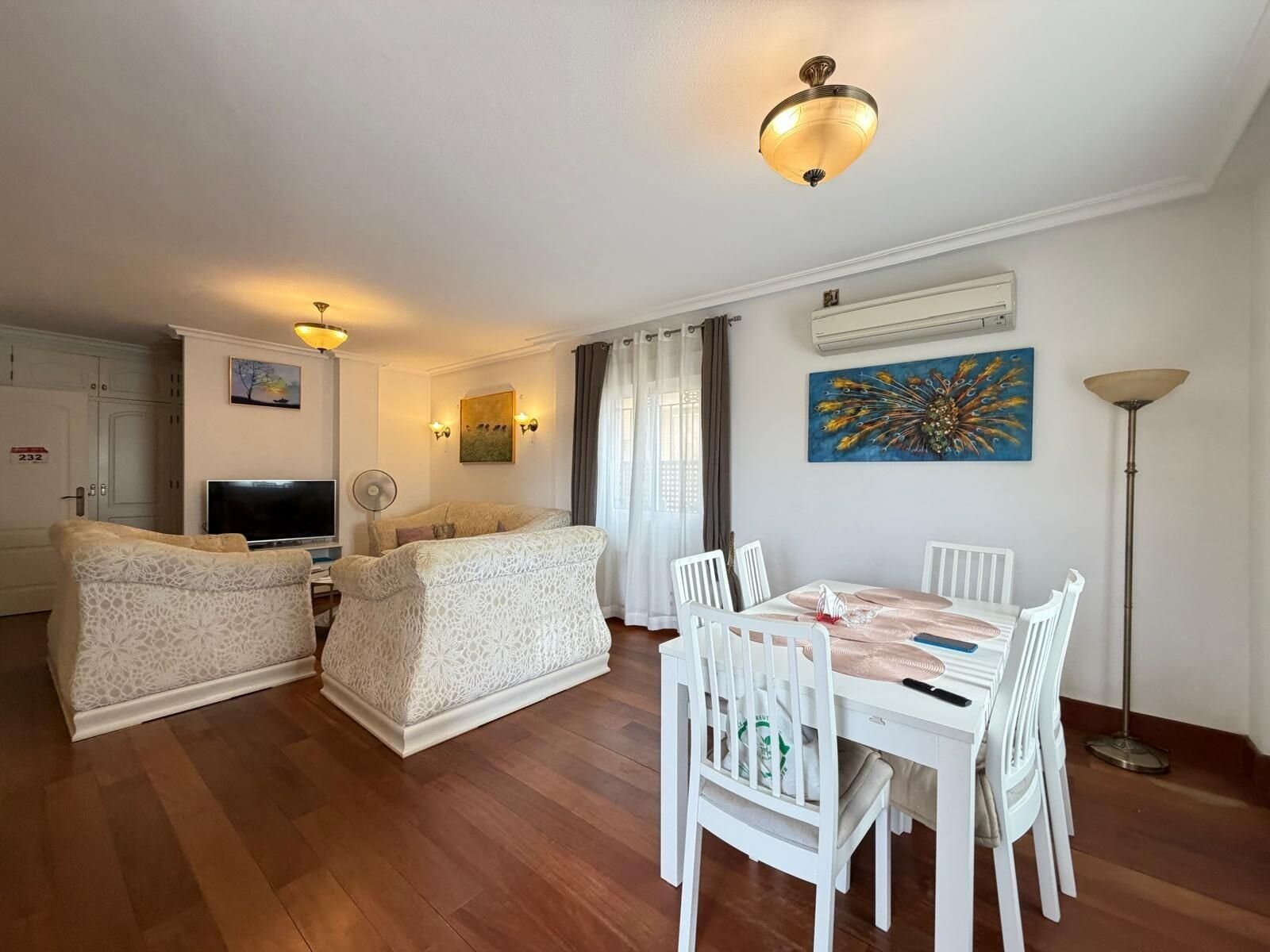 4-Bedroom Villa in Lomas de Don Juan, Orihuela Costa - Image 20