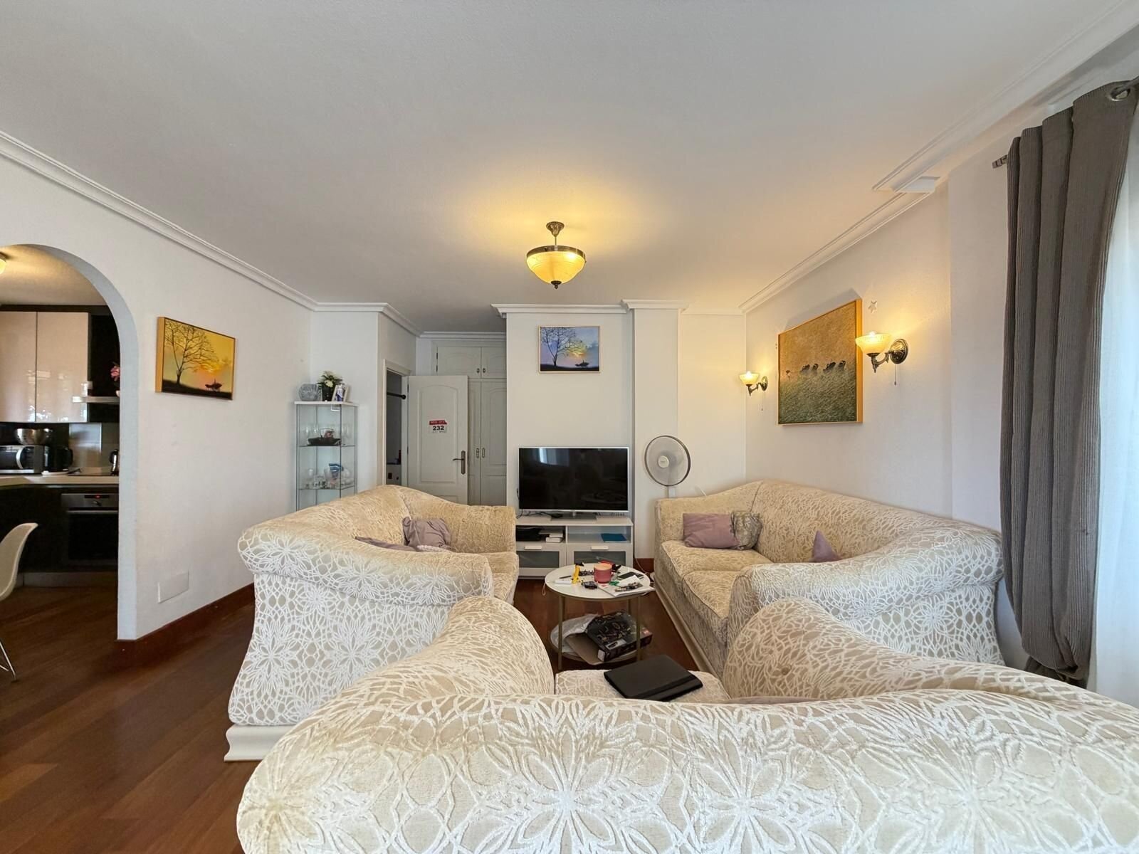4-Bedroom Villa in Lomas de Don Juan, Orihuela Costa - Image 23