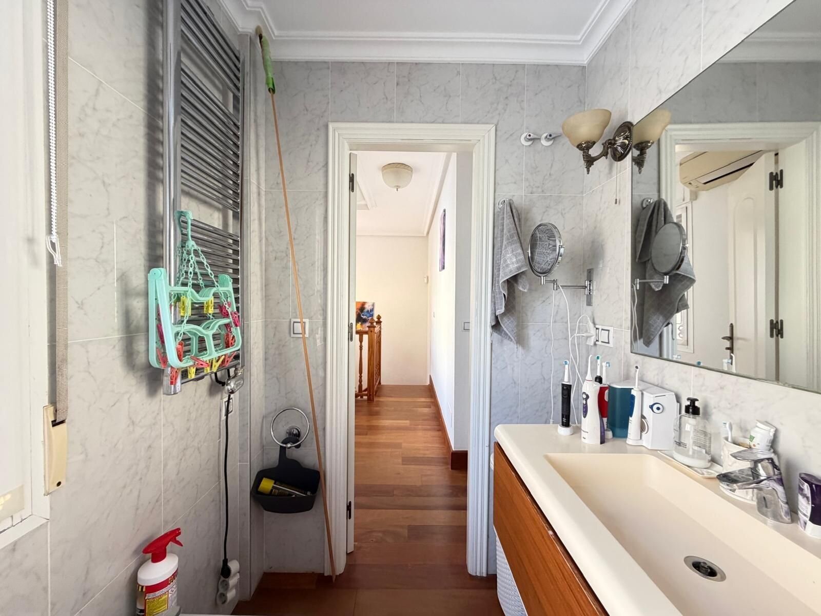 4-Bedroom Villa in Lomas de Don Juan, Orihuela Costa - Image 49