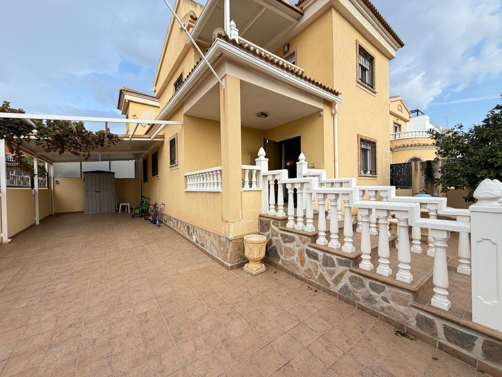4-Bedroom Villa in Lomas de Don Juan, Orihuela Costa - Image 6