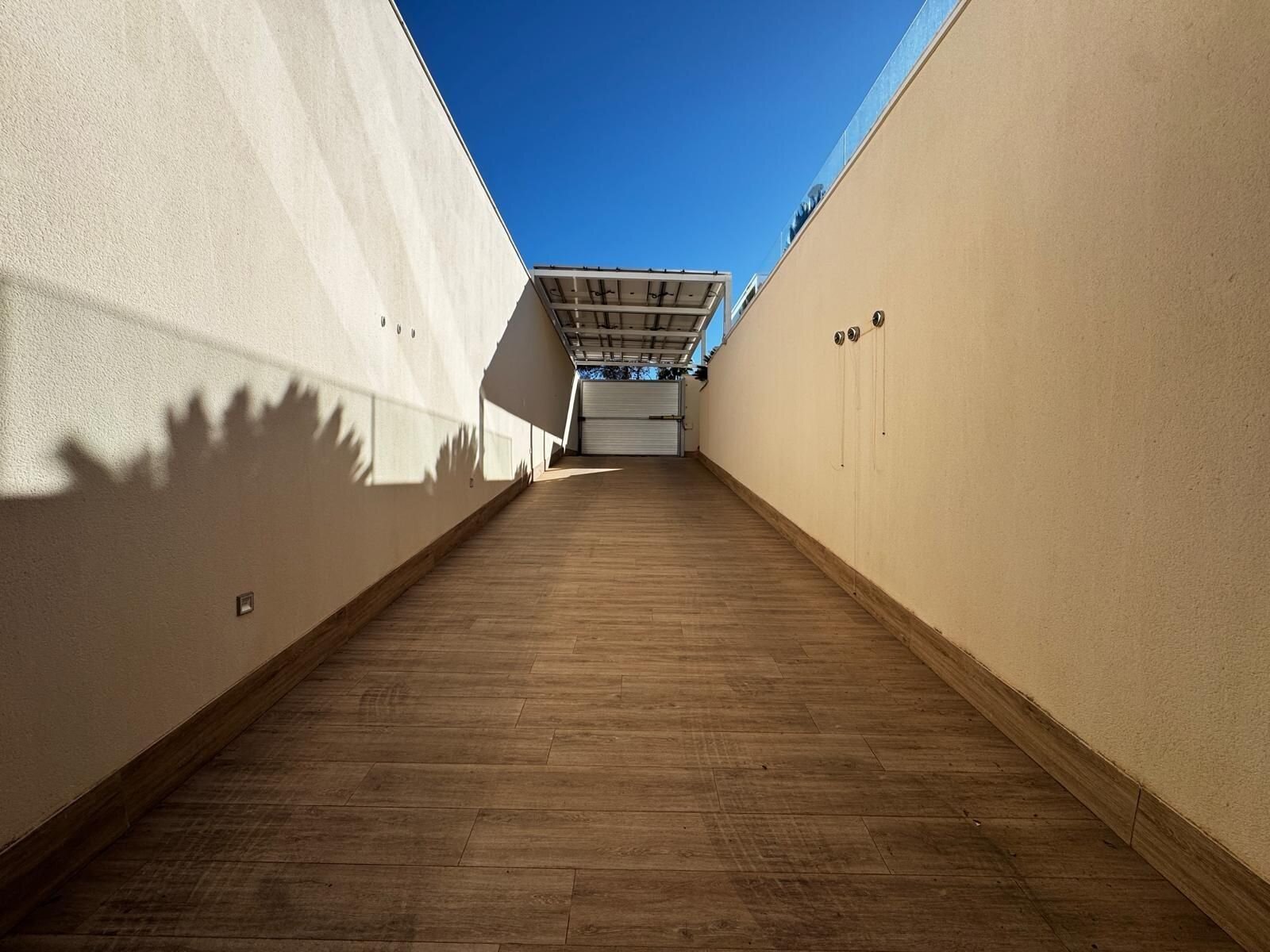 Villa de 4 Dormitorios en Campoamor, Orihuela Costa - Image 8