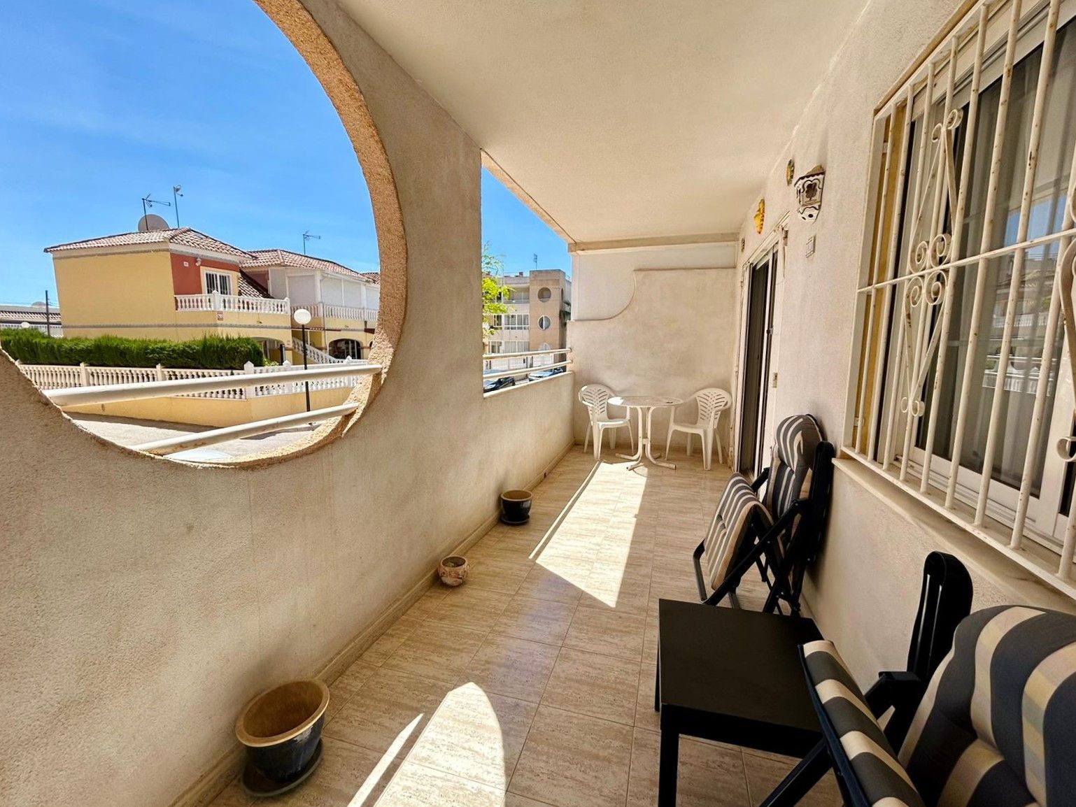 2-Bedroom Apartment in La Siesta - El Salado - Torreta, Torrevieja - Image 26