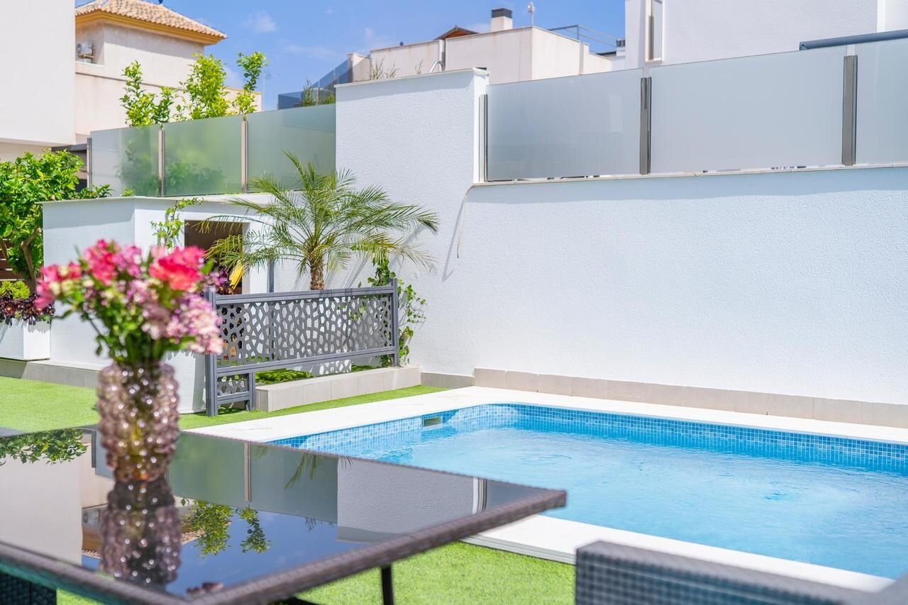 Villa de 5 Chambres à Aguas Nuevas, Torrevieja - Image 3