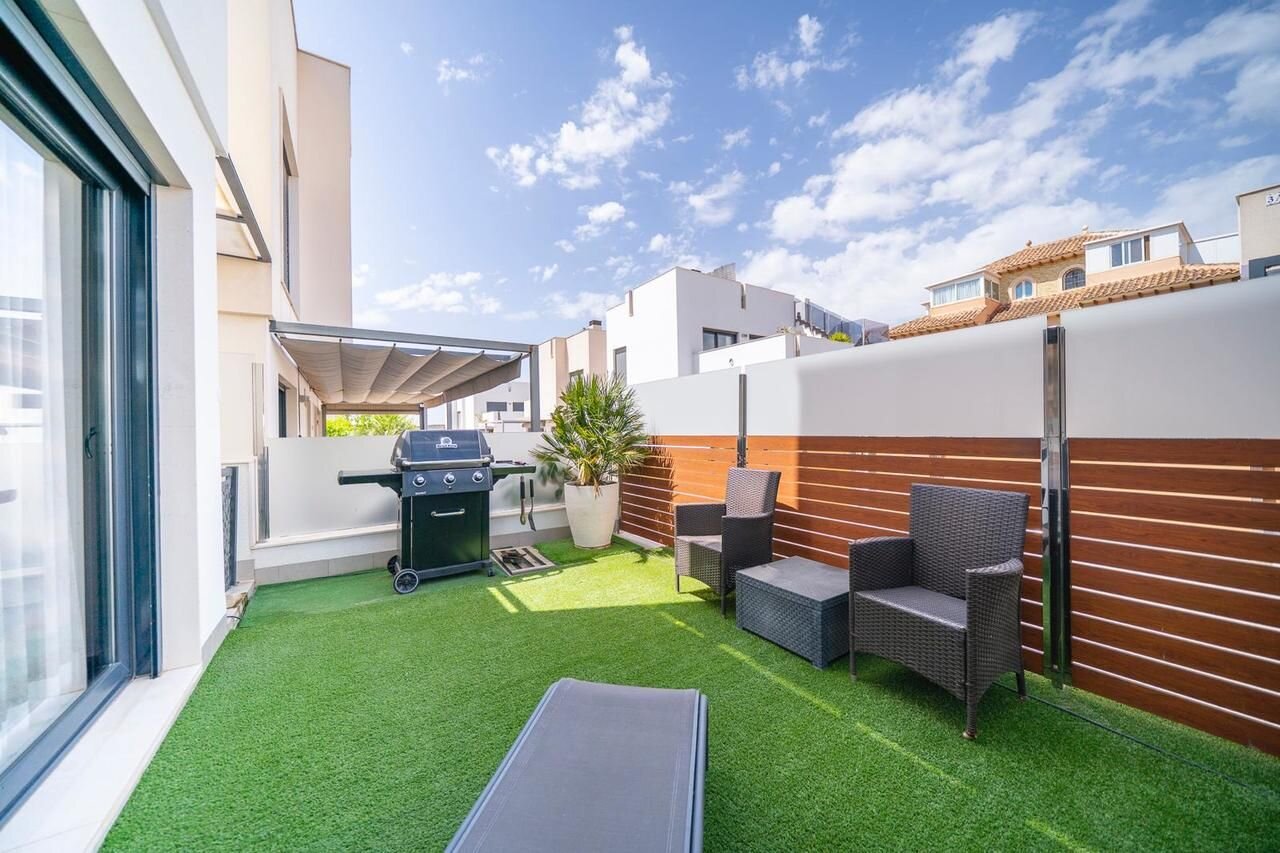 Villa de 5 Chambres à Aguas Nuevas, Torrevieja - Image 32