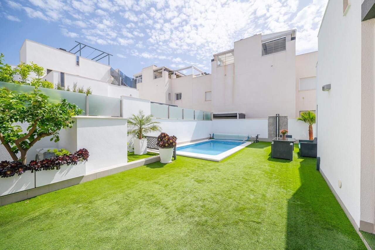 Villa de 5 Chambres à Aguas Nuevas, Torrevieja - Image 41