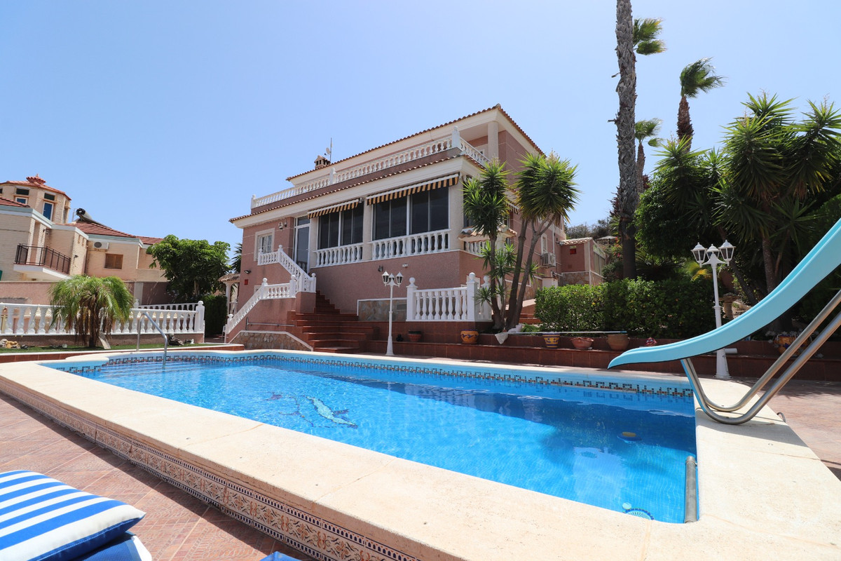 4-Bedroom Detached House in Algorfa | Sunny Casas - Cost... - Image 3