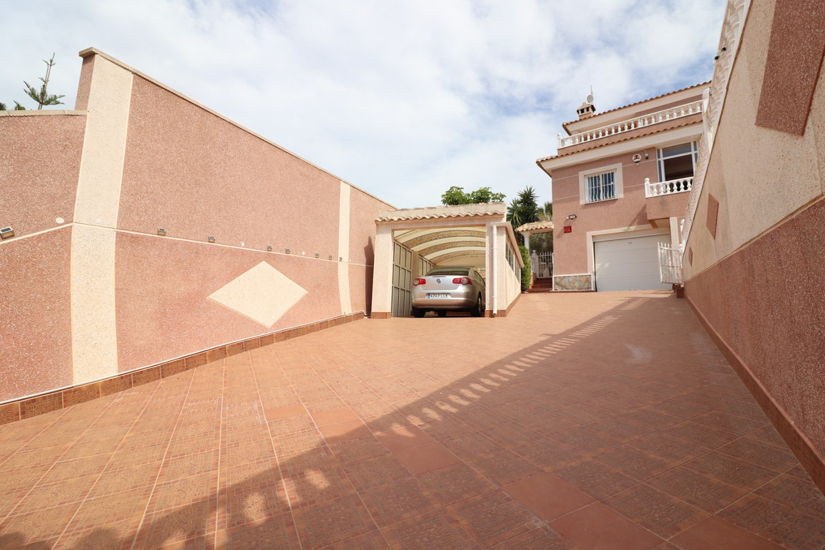 4-Bedroom Detached House in Algorfa | Sunny Casas - Cost... - Image 4