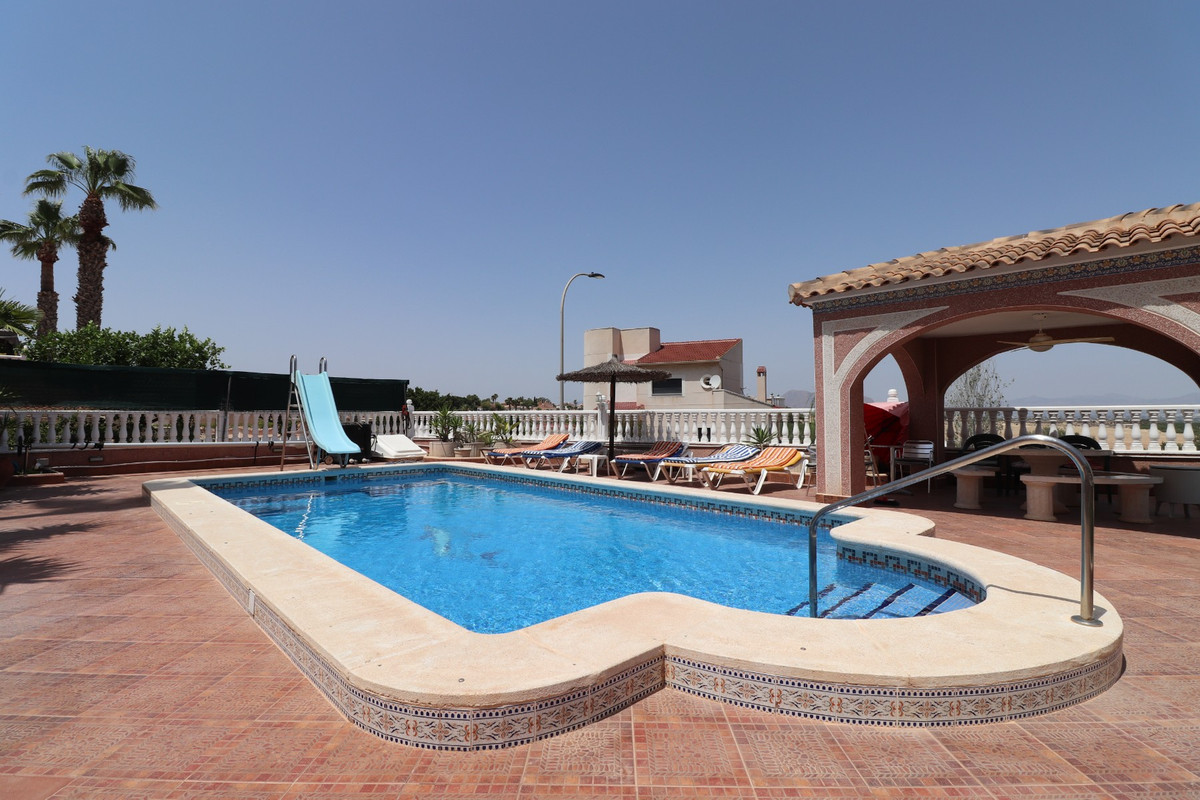 4-Bedroom Detached House in Algorfa | Sunny Casas - Cost... - Image 7