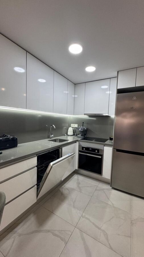 1-Bedroom Apartment in Estacion de Autobuses, Torrevieja - Image 4
