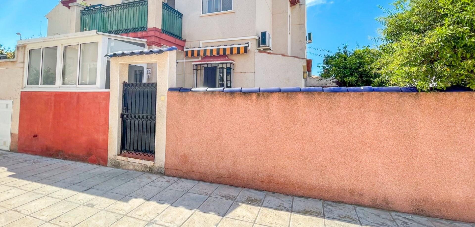 2-Bedroom Bungalow in Playa Flamenca, Orihuela Costa - Image 23